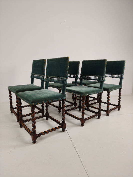 18th-Century Chairs – Twisted Legs – Blue Upholstery