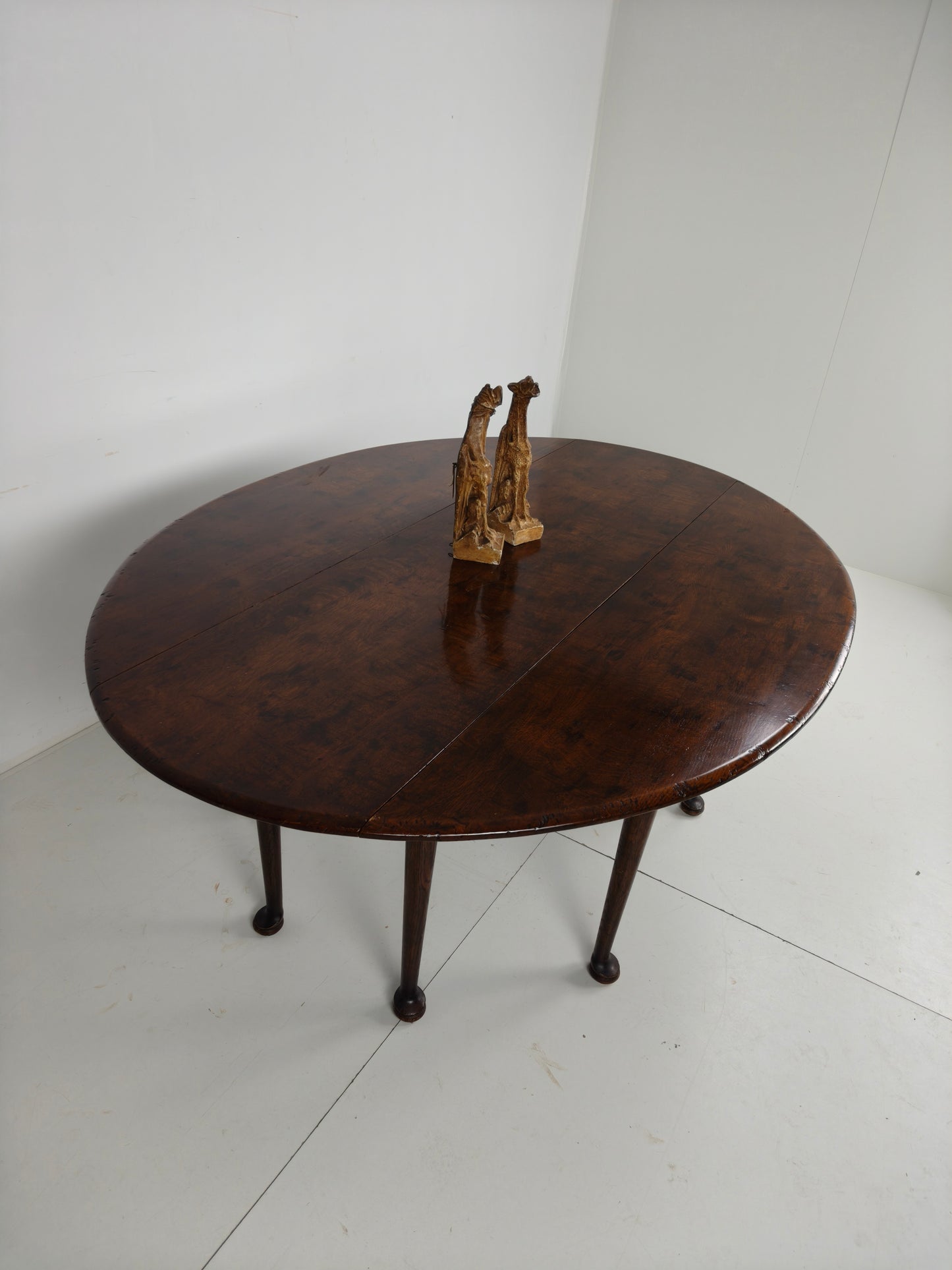 Antique English Drop-Leaf Dining Table – Victorian – 8 Legs – Oval Shape – Seats 8