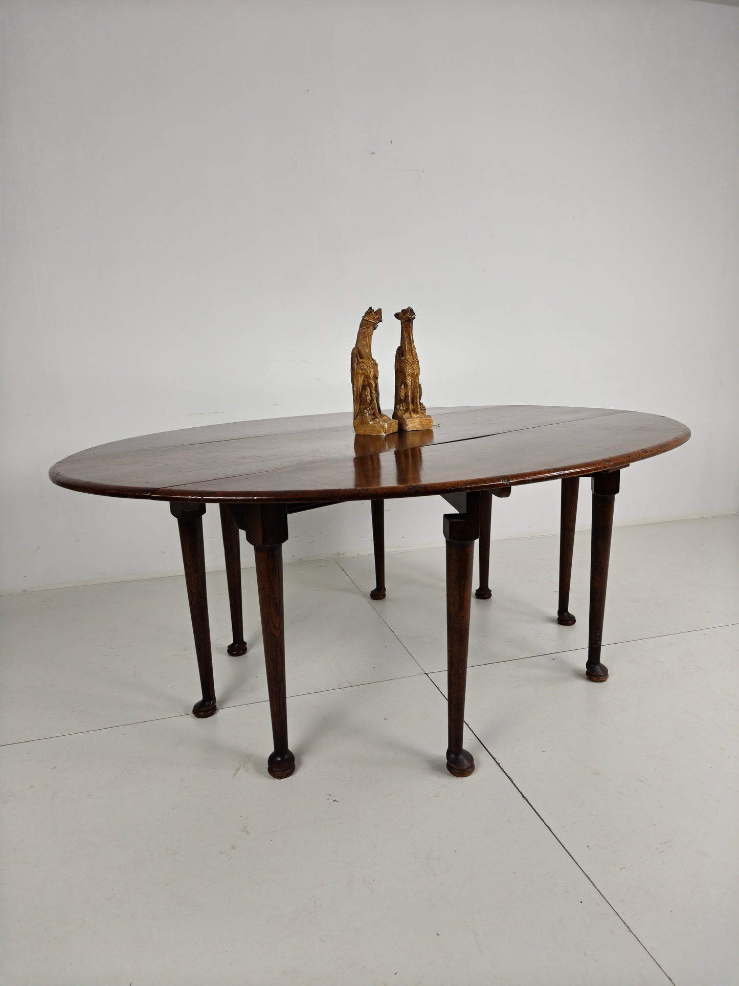 Antique English Drop-Leaf Dining Table – Victorian – 8 Legs – Oval Shape – Seats 8