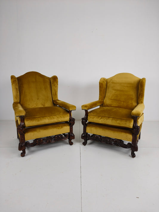 Pair of 19th-Century Carved Walnut Armchairs – Floral Motifs – Velvet Upholstery