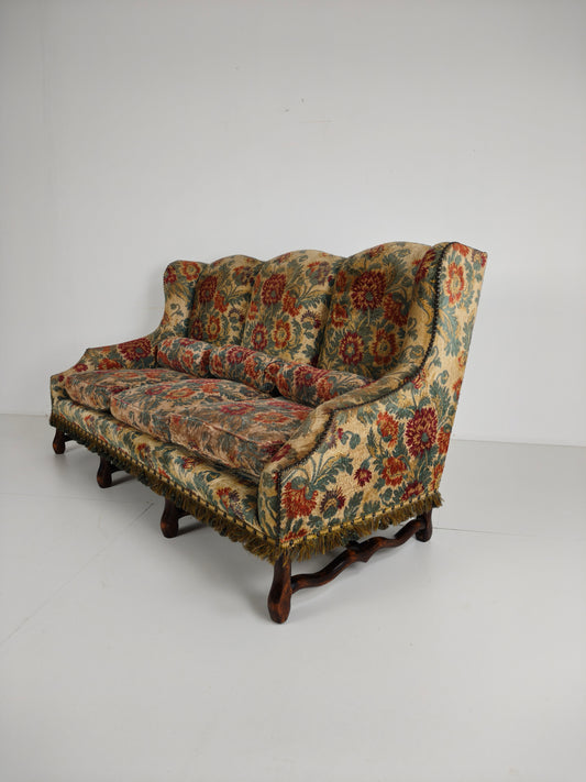 Os de Mouton Sofa in Tapestry – Country House Style, 19th Century (ca. 1820)