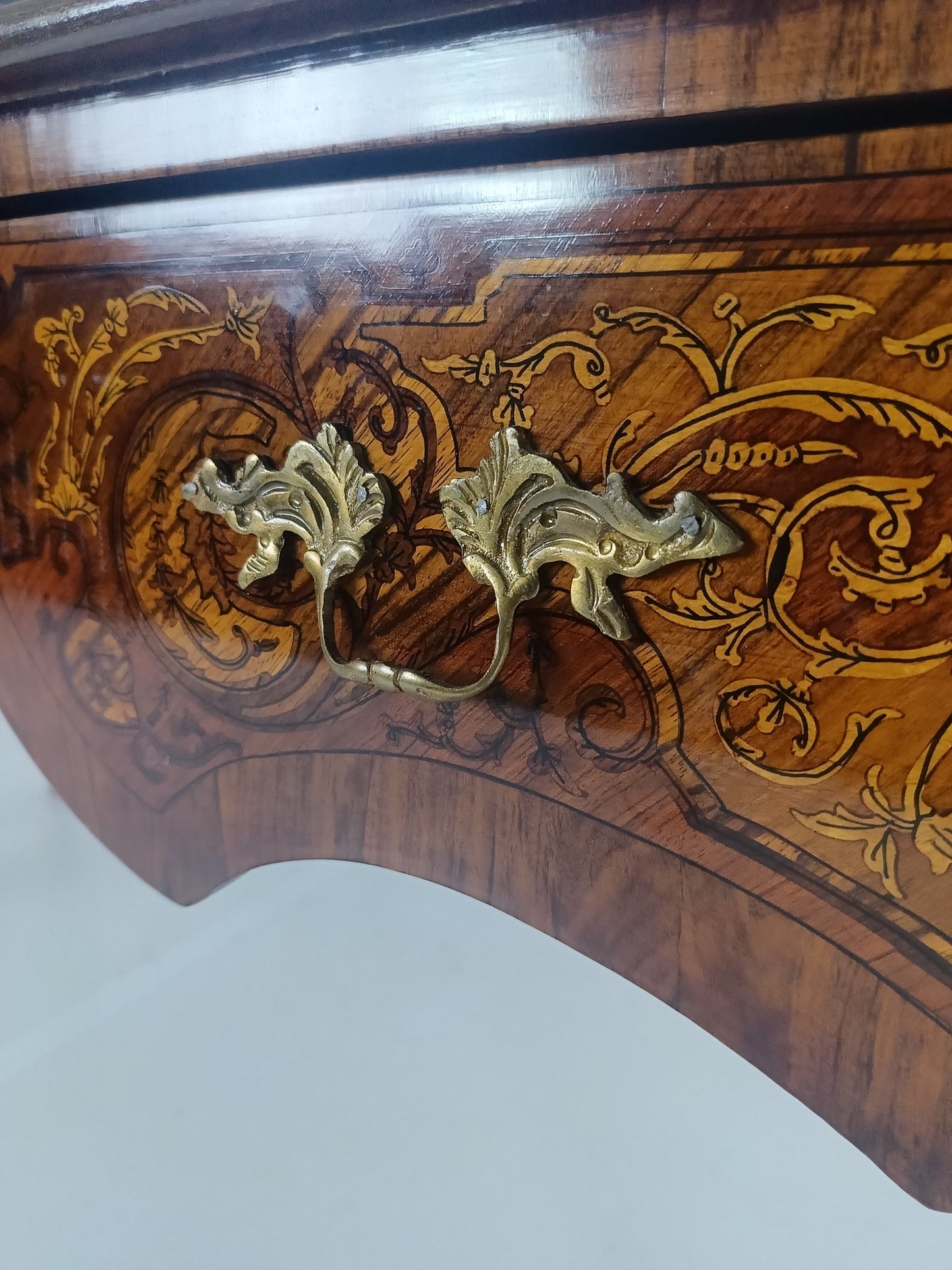 Louis XV Double-Sided Mahogany And Rosewood Flat Desk Louis XV Double-Sided Mahogany And Rosewood Flat Desk