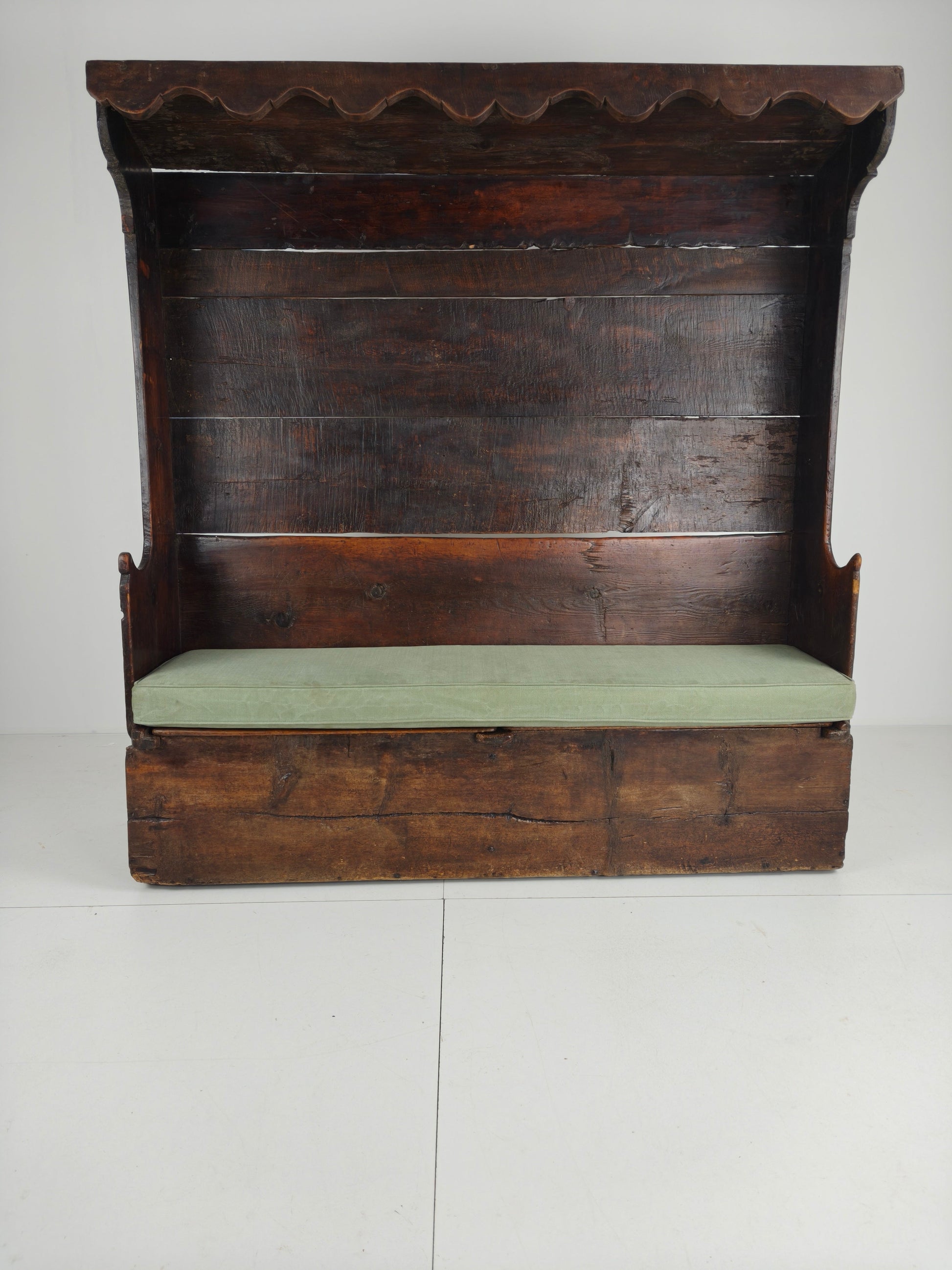 18th Century Catalan Settle Bench 18th Century Catalan Settle Bench