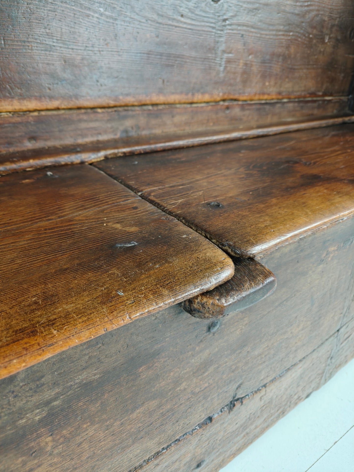 18th Century Catalan Settle Bench 18th Century Catalan Settle Bench
