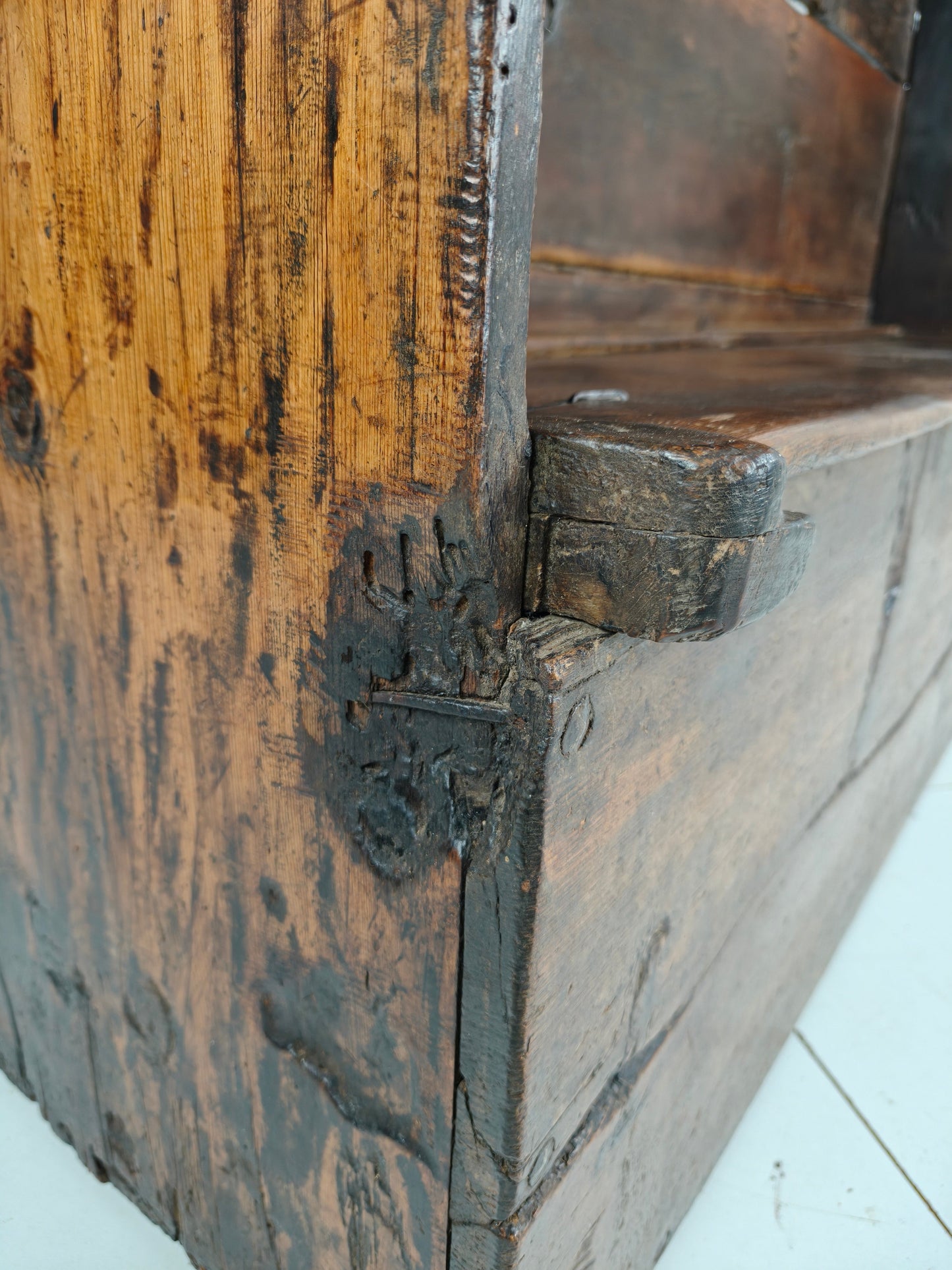 18th Century Catalan Settle Bench 18th Century Catalan Settle Bench