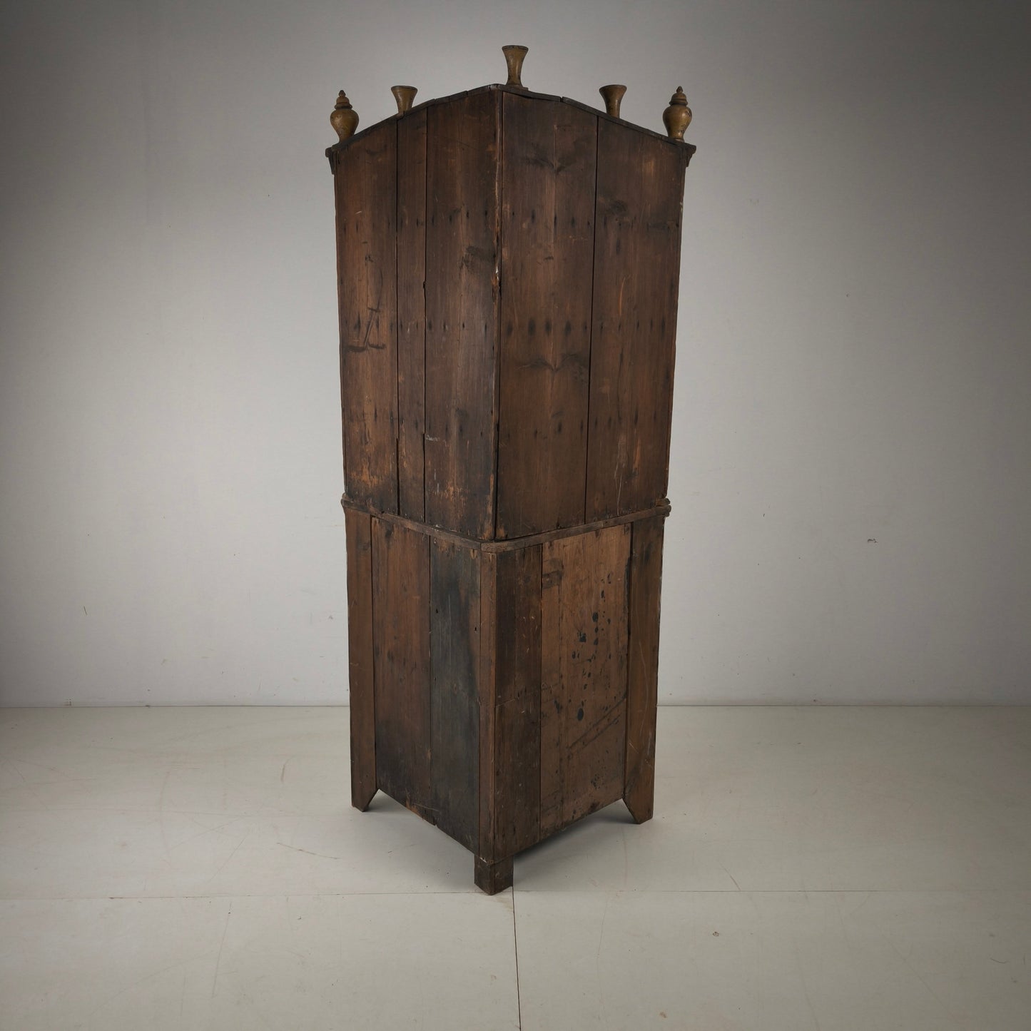 18th Century Dutch Witwerk Cabinet with Original Key & Faux Delft Decoration 18th Century Dutch Witwerk Cabinet with Original Key & Faux Delft Decoration