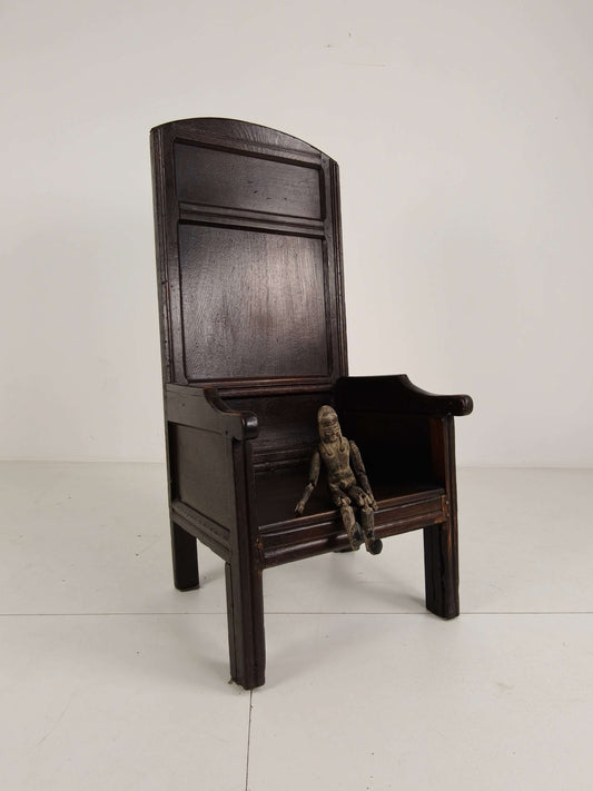 18th Century English Fireplace Chair – High Back with 5 Legs 18th Century English Fireplace Chair – High Back with 5 Legs