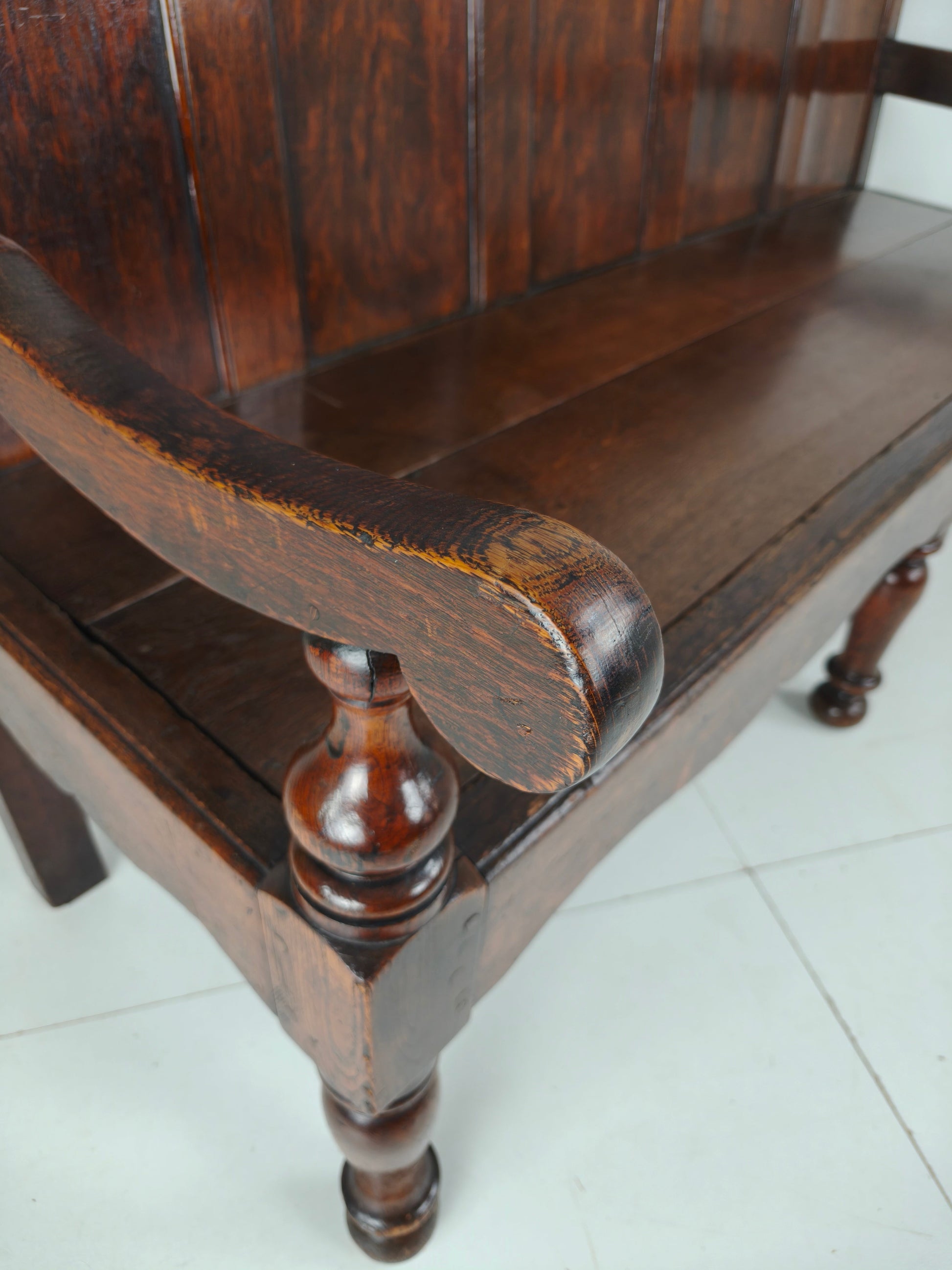18th Century Georgian Oak Settle Bench – Dated Circa 1790 18th Century Georgian Oak Settle Bench – Dated Circa 1790