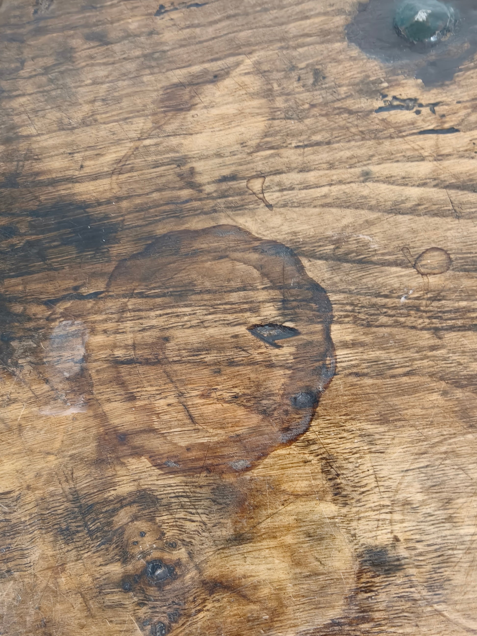 18th Century Spanish Chestnut Wood Table / Side Table 18th Century Spanish Chestnut Wood Table / Side Table