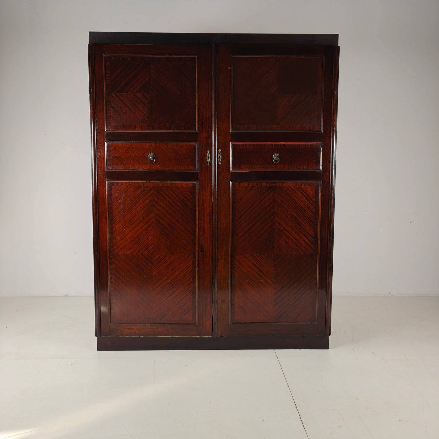 1920s Compactom Ltd Gentleman’s Wardrobe – Fully Fitted Interior 1920s Compactom Ltd Gentleman’s Wardrobe – Fully Fitted Interior