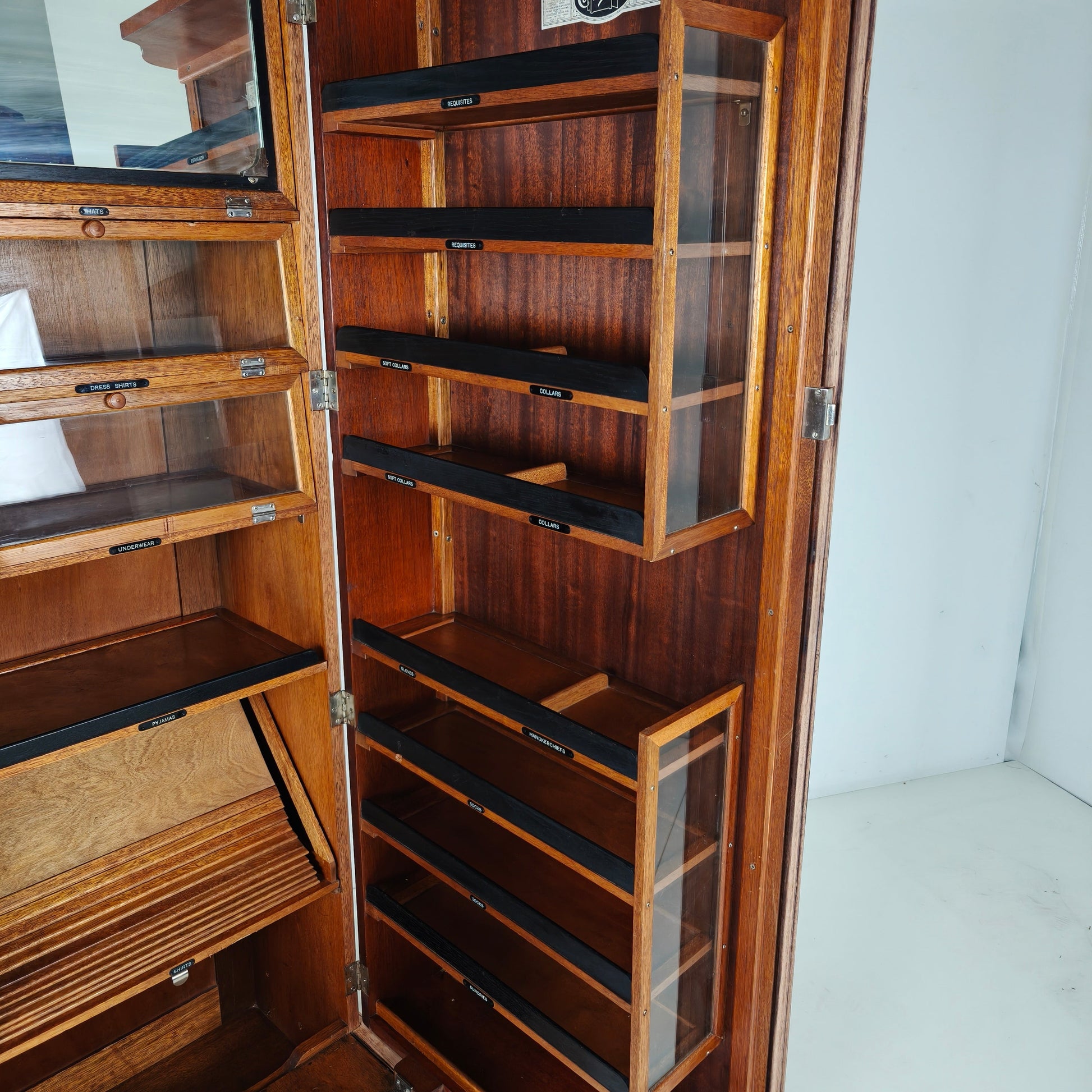 1920s Compactom Ltd Gentleman’s Wardrobe in Light Oak 1920s Compactom Ltd Gentleman’s Wardrobe in Light Oak
