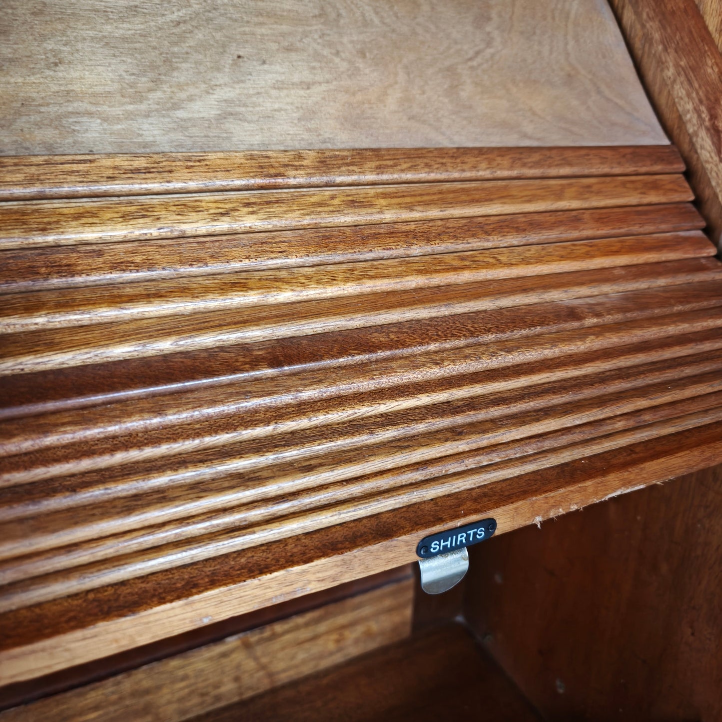 1920s Compactom Ltd Gentleman’s Wardrobe in Light Oak 1920s Compactom Ltd Gentleman’s Wardrobe in Light Oak
