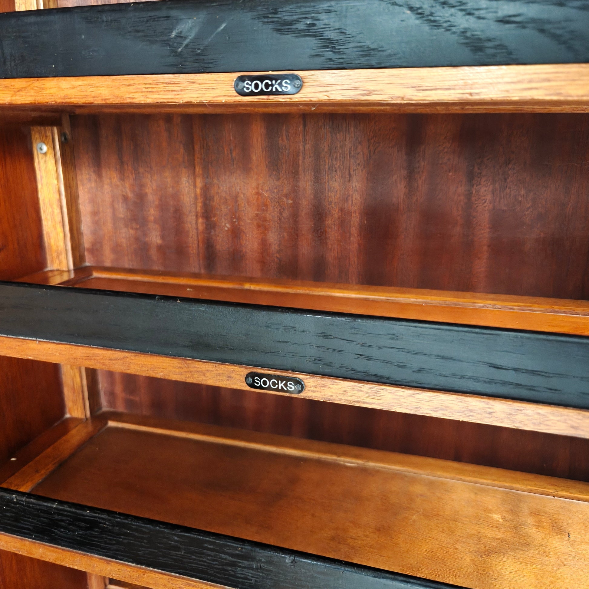 1920s Compactom Ltd Gentleman’s Wardrobe in Light Oak 1920s Compactom Ltd Gentleman’s Wardrobe in Light Oak
