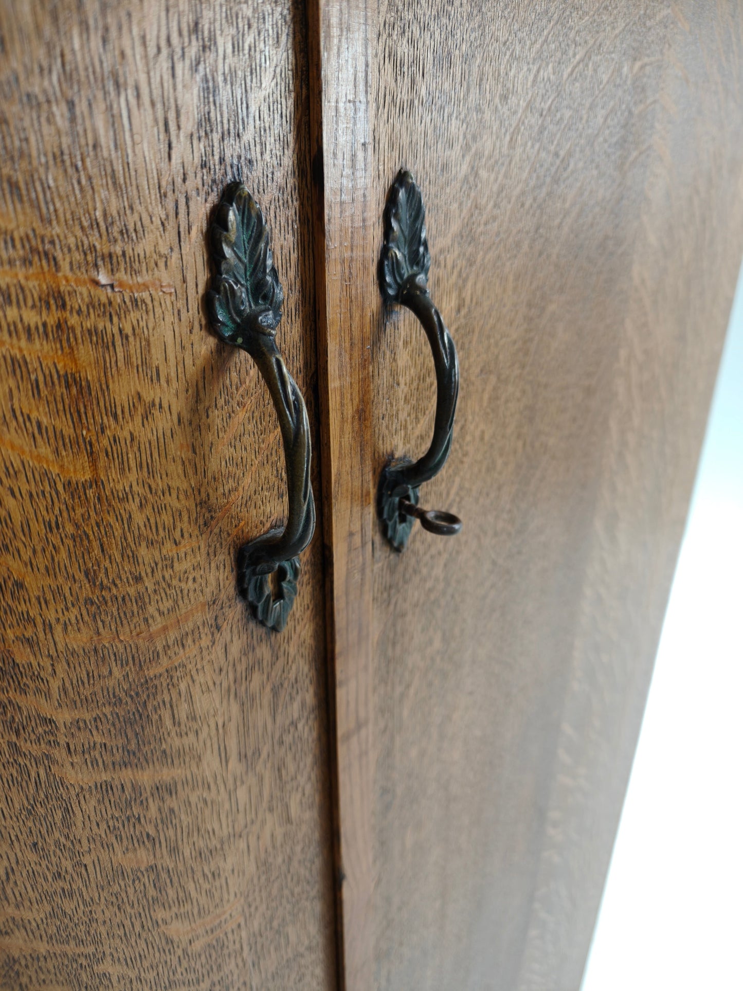 1920s Light Oak Compactom Ltd Gentleman’s Wardrobe 1920s Light Oak Compactom Ltd Gentleman’s Wardrobe