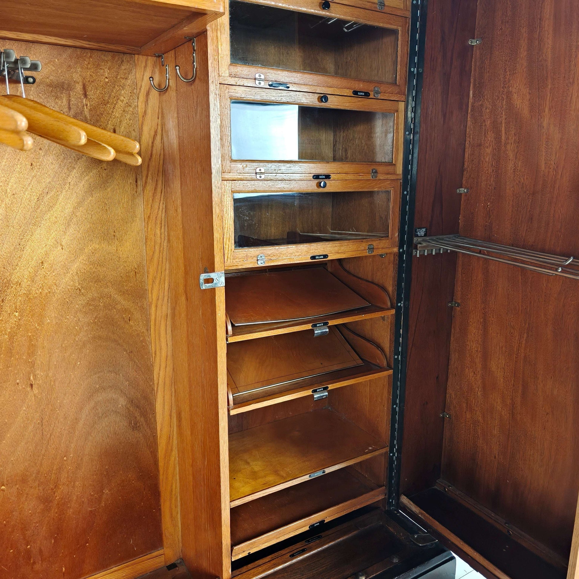 C1920s Mahogany and Oak Compactom Ltd Gentleman’s Wardrobe C1920s Mahogany and Oak Compactom Ltd Gentleman’s Wardrobe