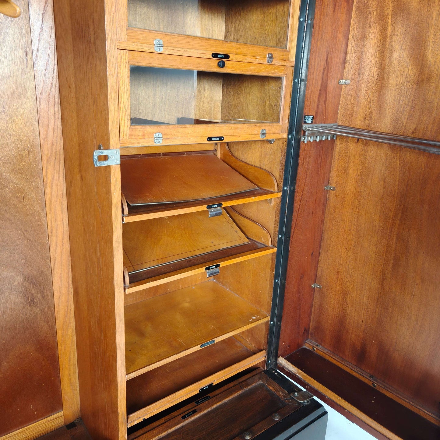 C1920s Mahogany and Oak Compactom Ltd Gentleman’s Wardrobe C1920s Mahogany and Oak Compactom Ltd Gentleman’s Wardrobe