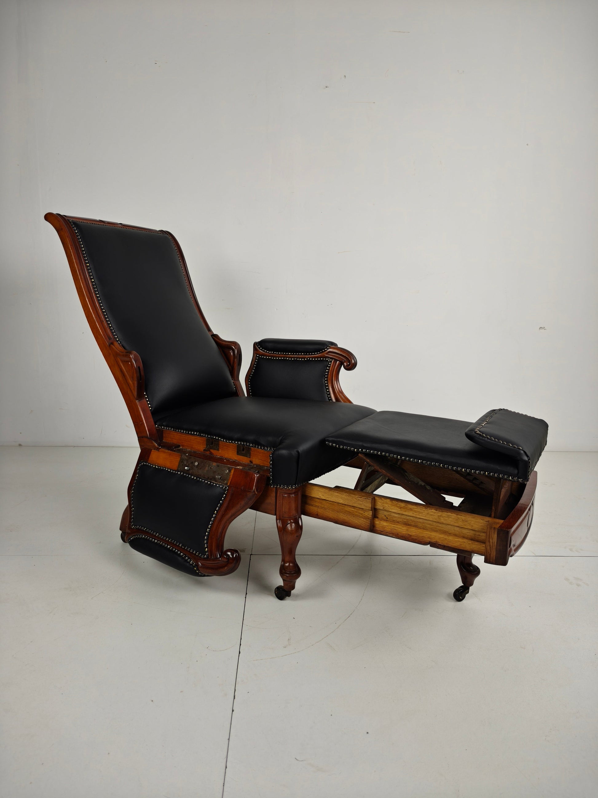 19th Century Antique Library Chair by Horrix – Black Leather 19th Century Antique Library Chair by Horrix – Black Leather