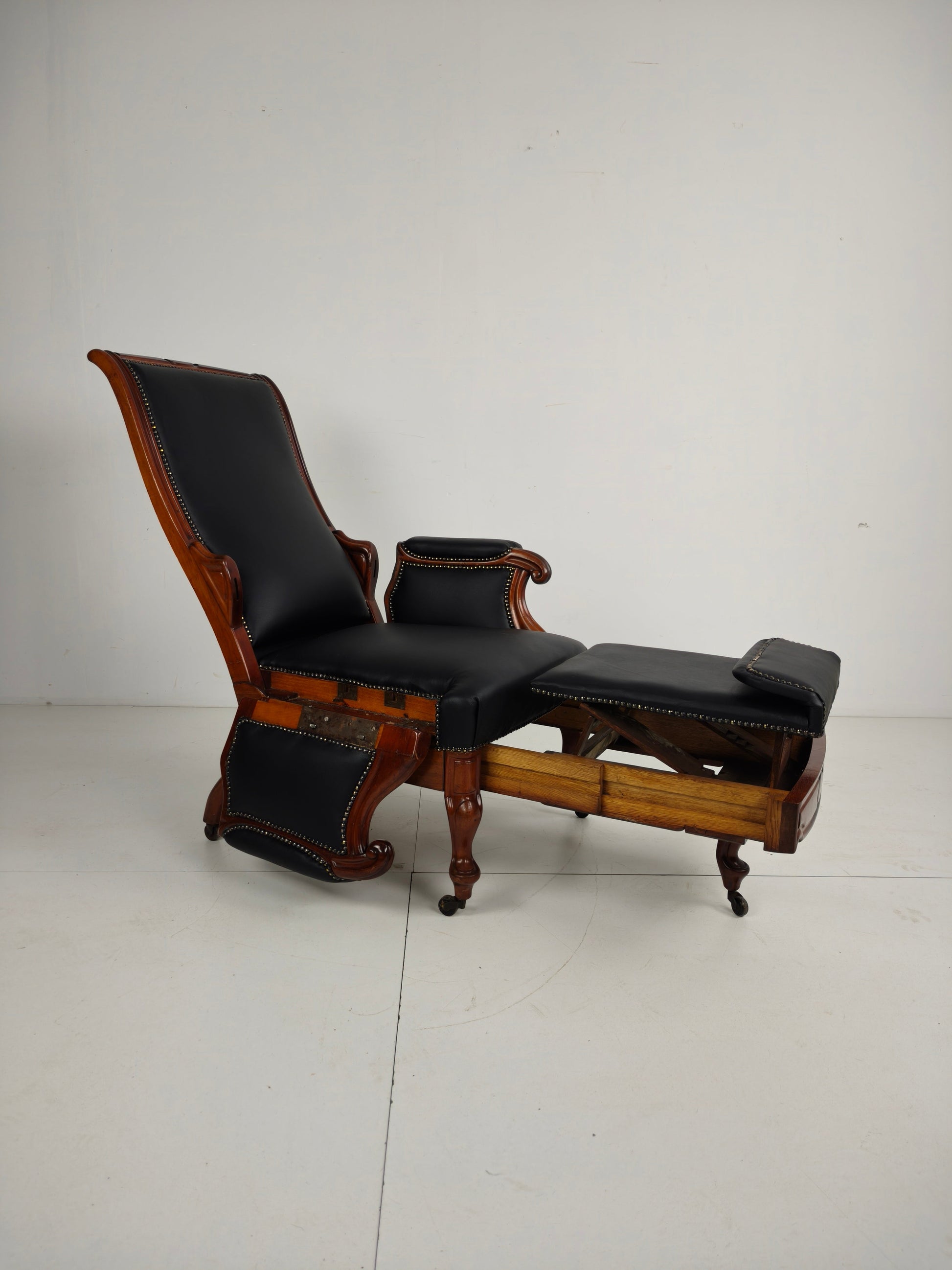 19th Century Antique Library Chair by Horrix – Black Leather 19th Century Antique Library Chair by Horrix – Black Leather