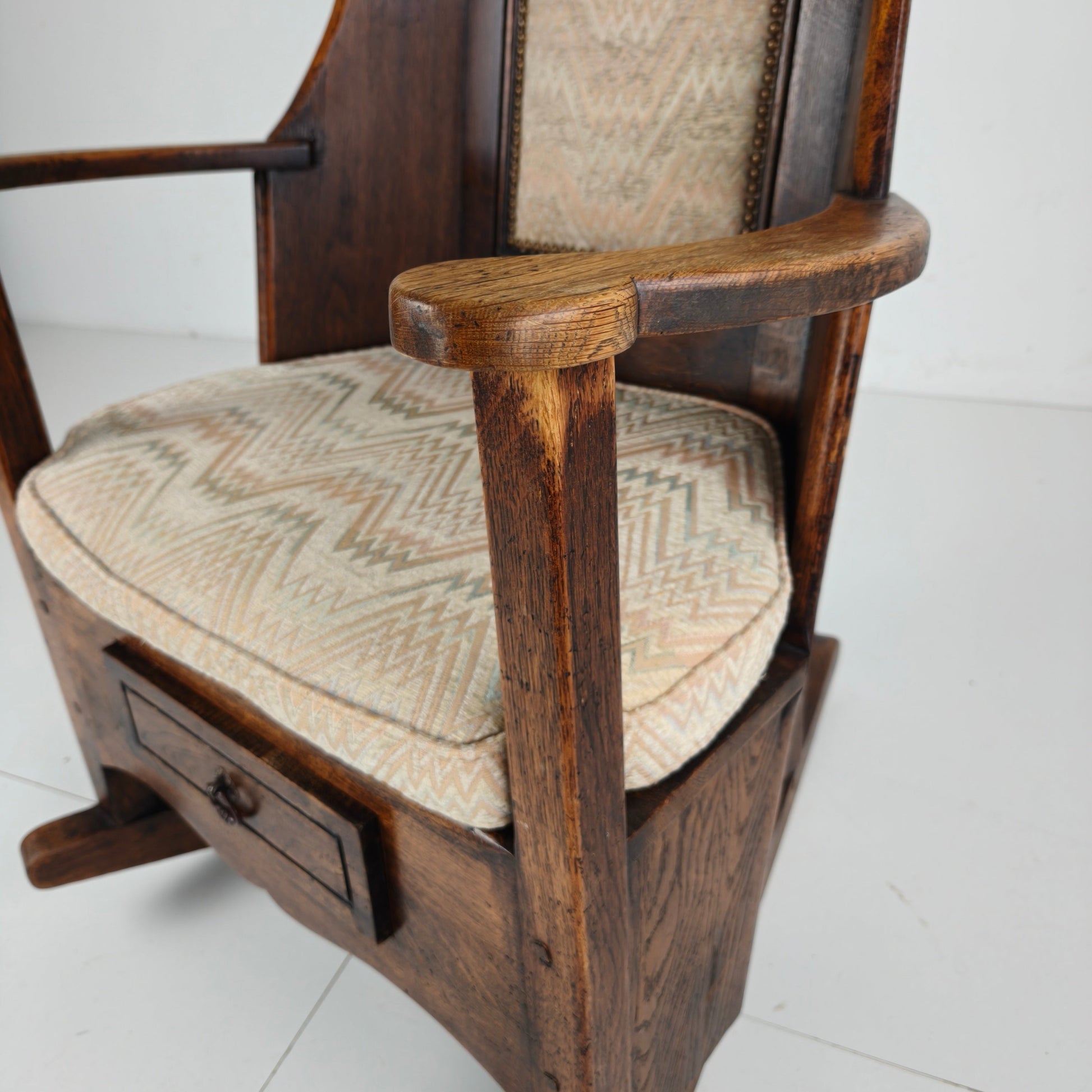19th Century English Lambing Chair – Upholstered 19th Century English Lambing Chair – Upholstered