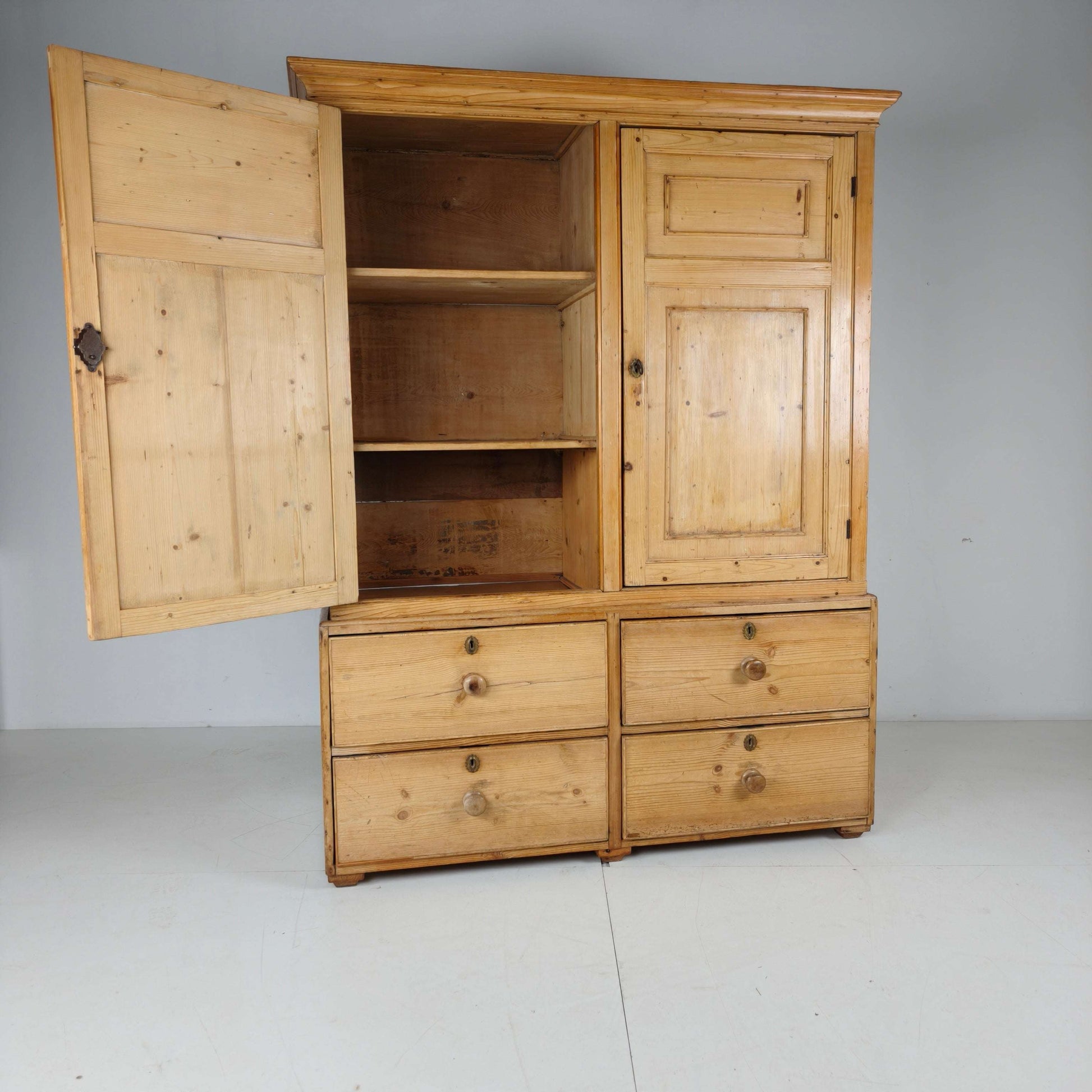 19th Century English Pine Housekeeper’s Cupboard 19th Century English Pine Housekeeper’s Cupboard