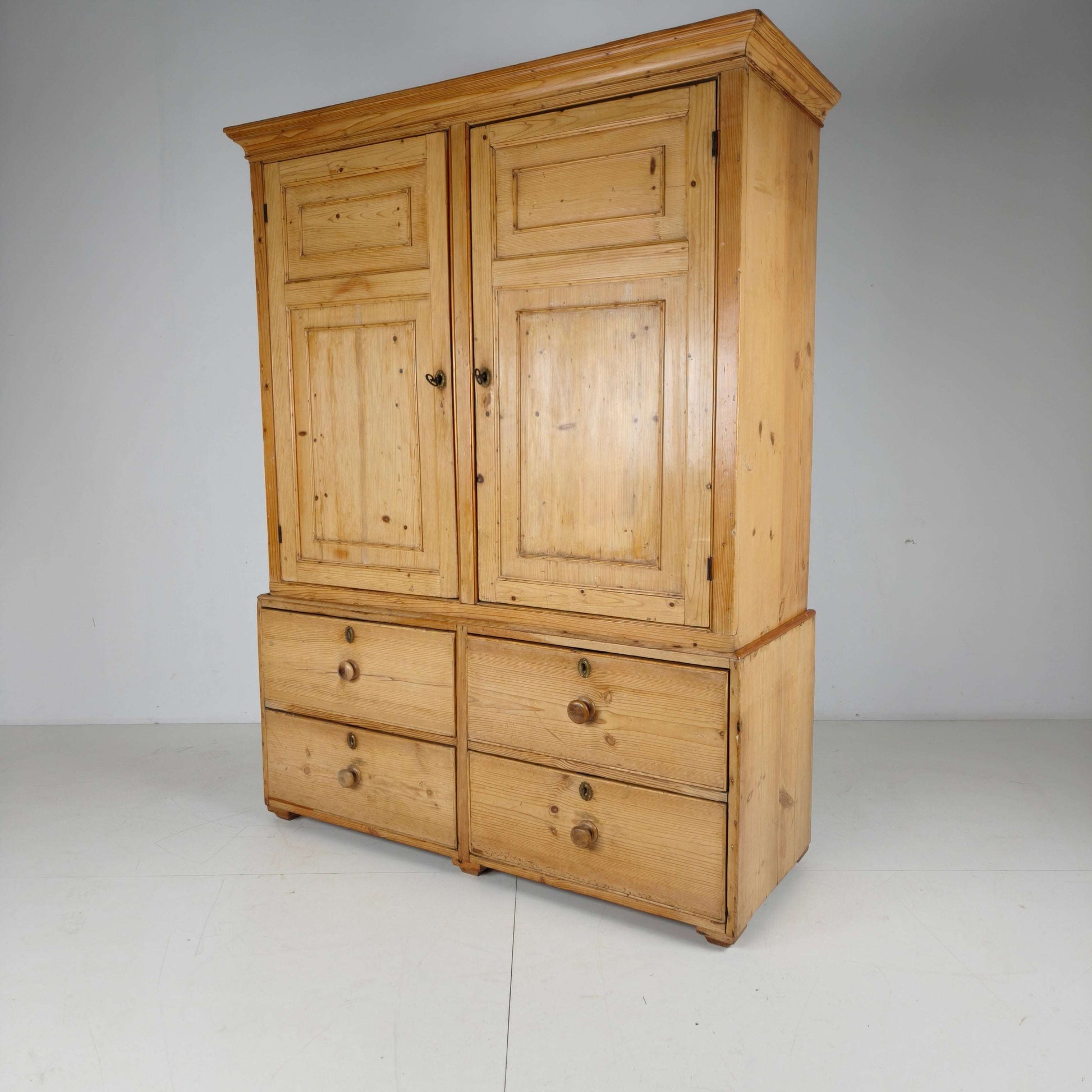 19th Century English Pine Housekeeper’s Cupboard 19th Century English Pine Housekeeper’s Cupboard
