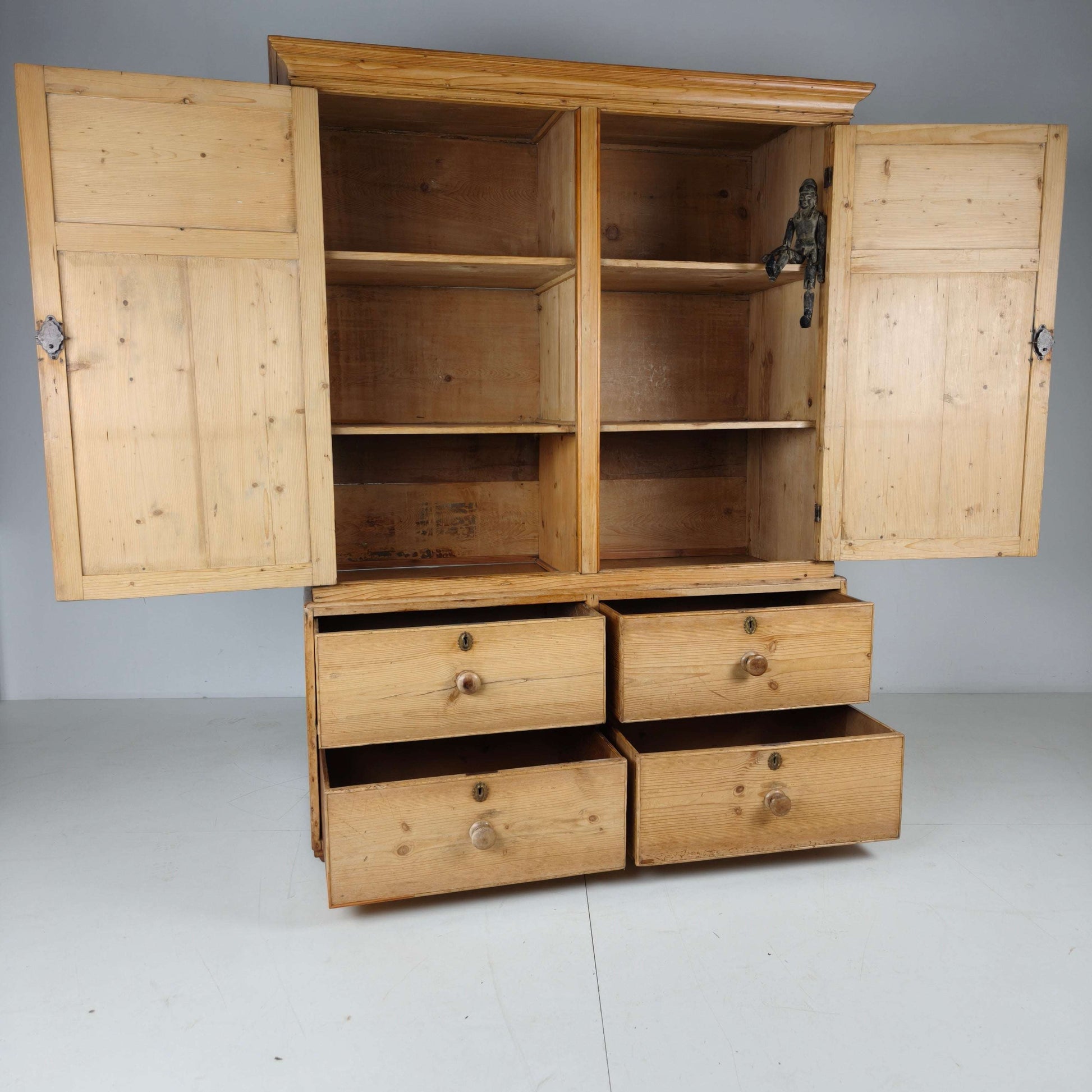 19th Century English Pine Housekeeper’s Cupboard 19th Century English Pine Housekeeper’s Cupboard
