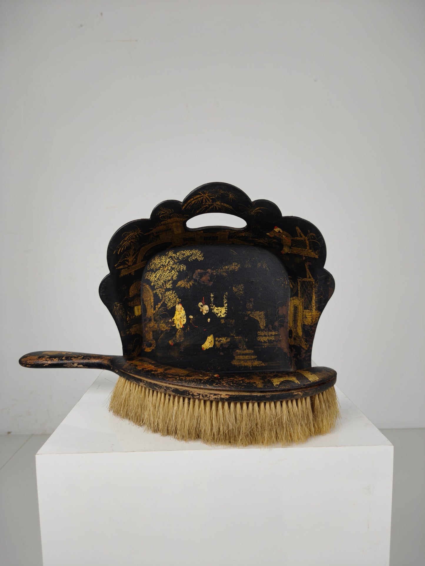 19th-Century French Chinoiserie Papier-Mâché Silent Butler 19th-Century French Chinoiserie Papier-Mâché Silent Butler