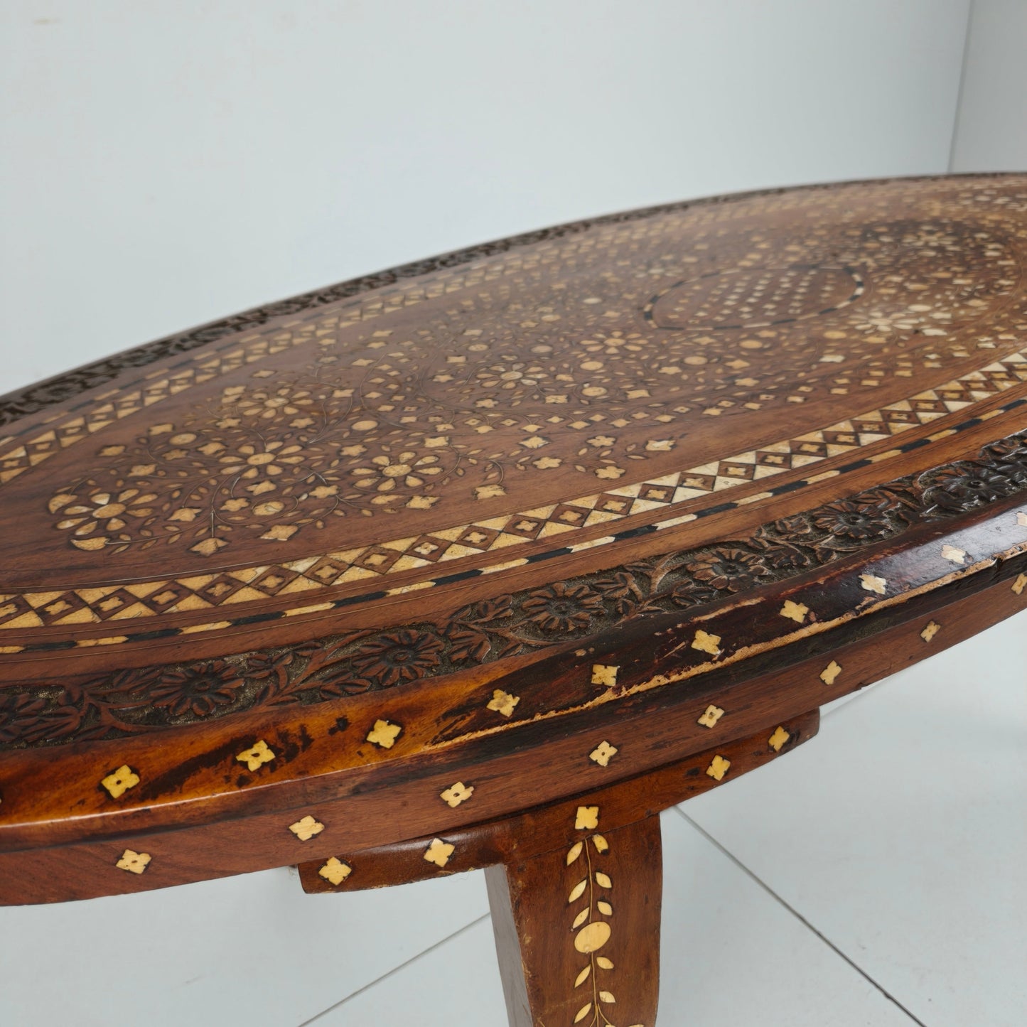 20th Century Anglo-Indian Inlaid Bone Coffee Table 20th Century Anglo-Indian Inlaid Bone Coffee Table