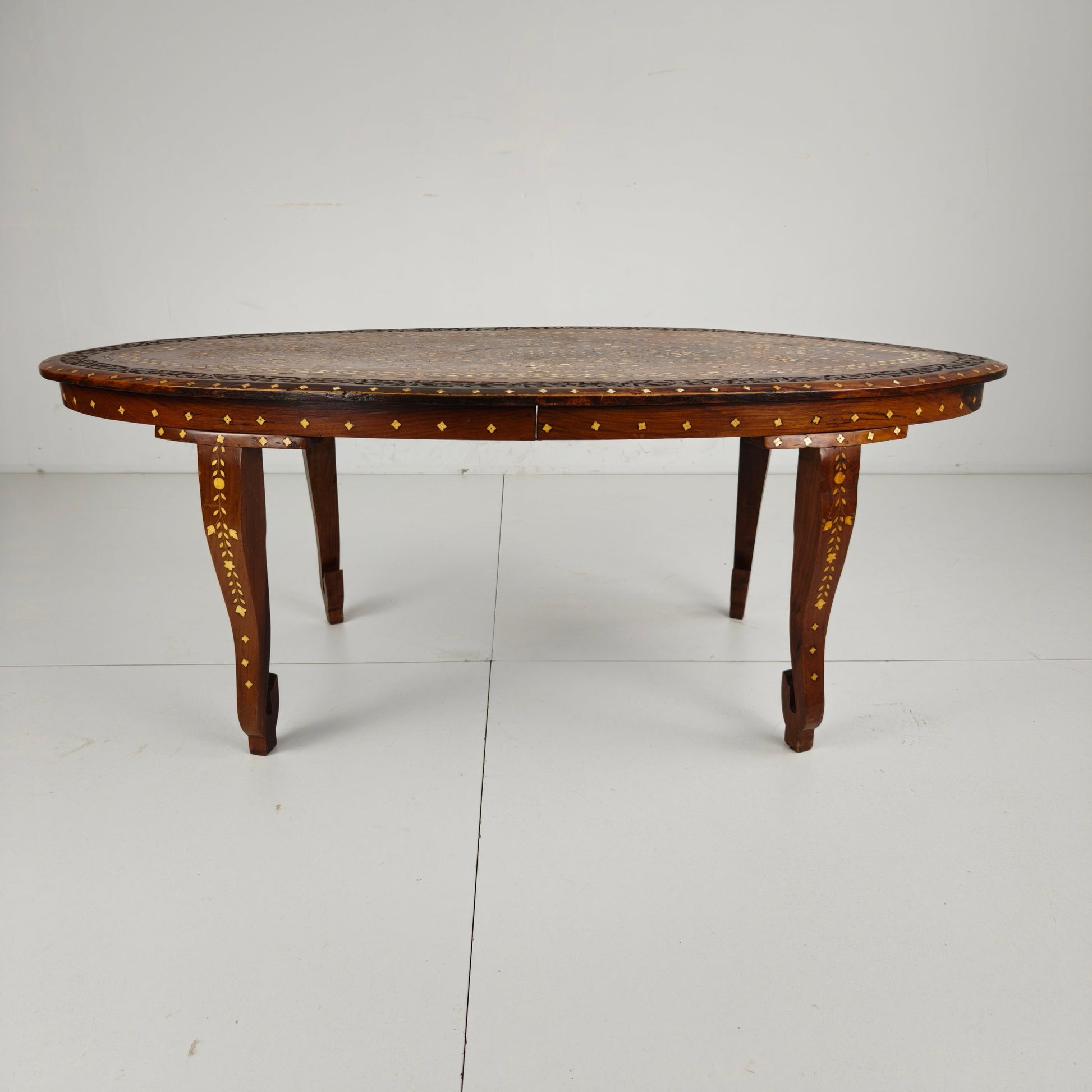 20th Century Anglo-Indian Inlaid Bone Coffee Table 20th Century Anglo-Indian Inlaid Bone Coffee Table
