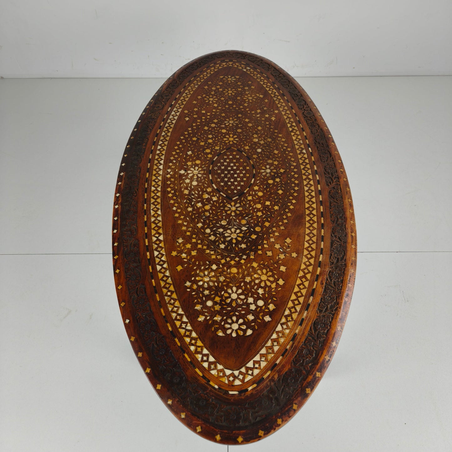 20th Century Anglo-Indian Inlaid Bone Coffee Table 20th Century Anglo-Indian Inlaid Bone Coffee Table