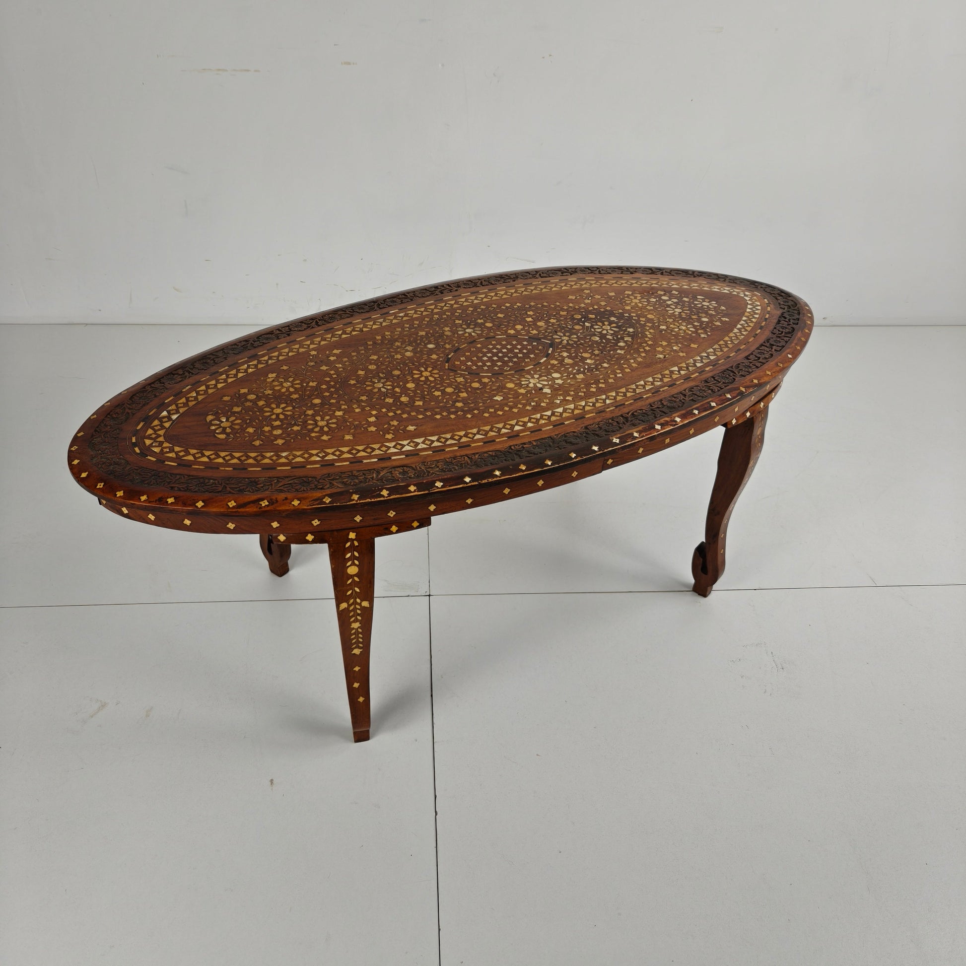 20th Century Anglo-Indian Inlaid Bone Coffee Table 20th Century Anglo-Indian Inlaid Bone Coffee Table
