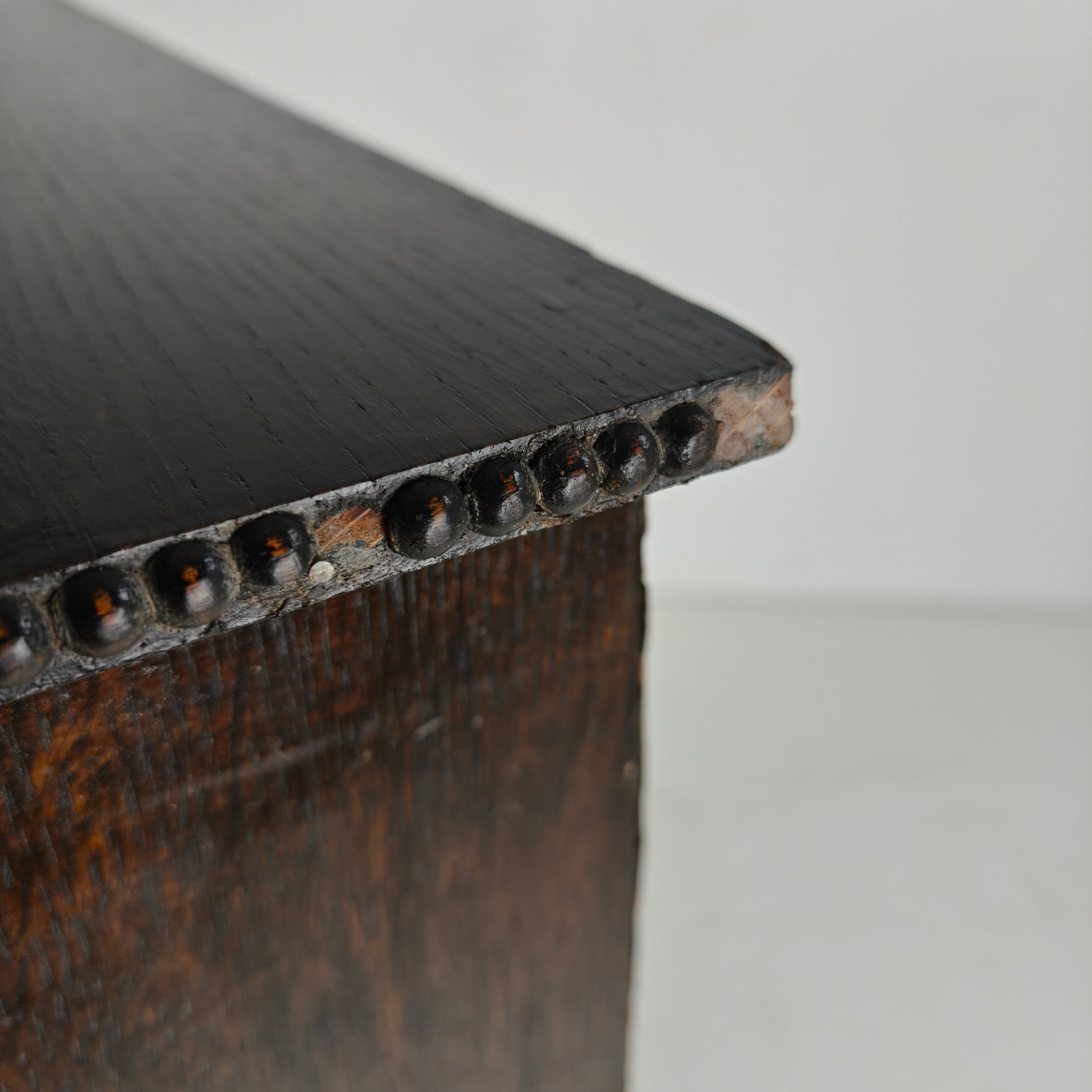 20th Century Open Bookcase with Bead Motif 20th Century Open Bookcase with Bead Motif