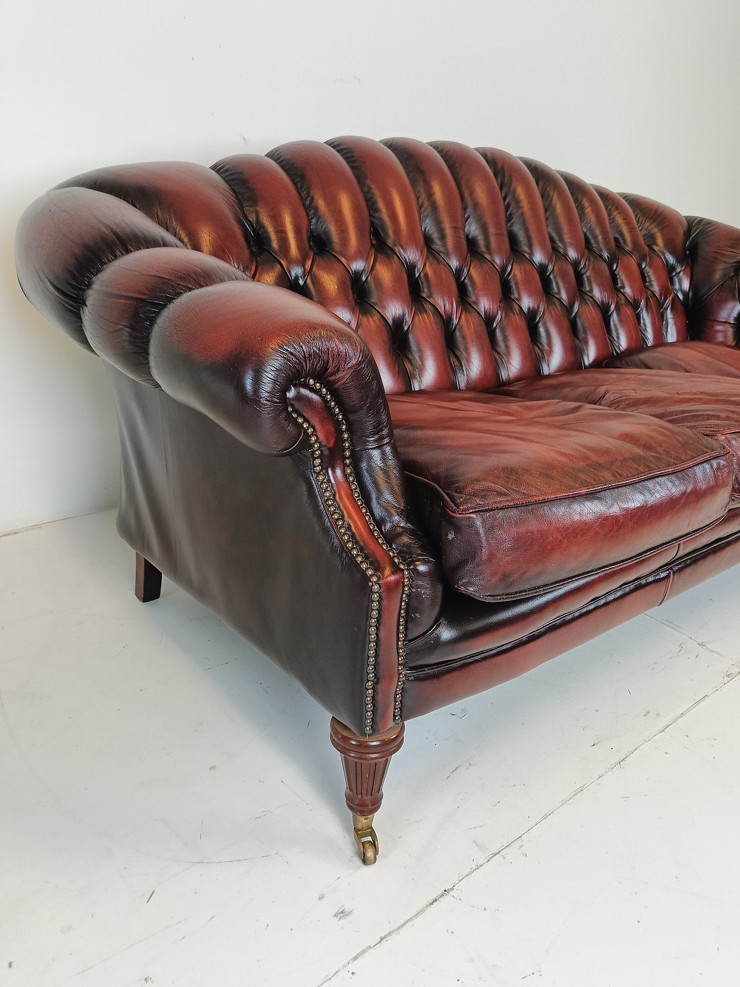 Oxblood Real Leather Chesterfield sofa