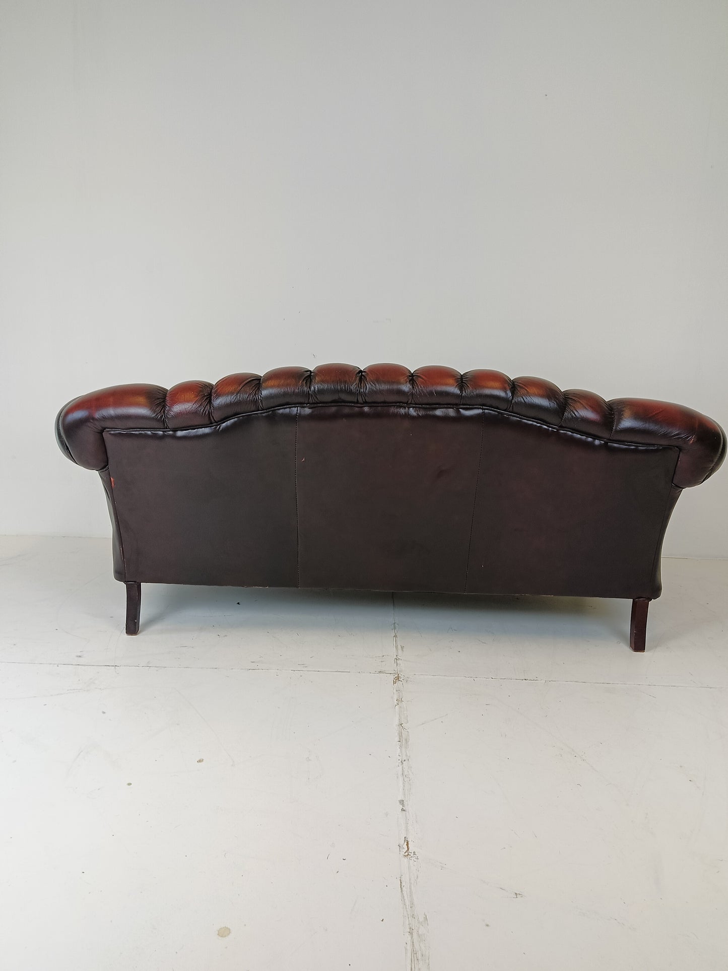 Oxblood Real Leather Chesterfield sofa