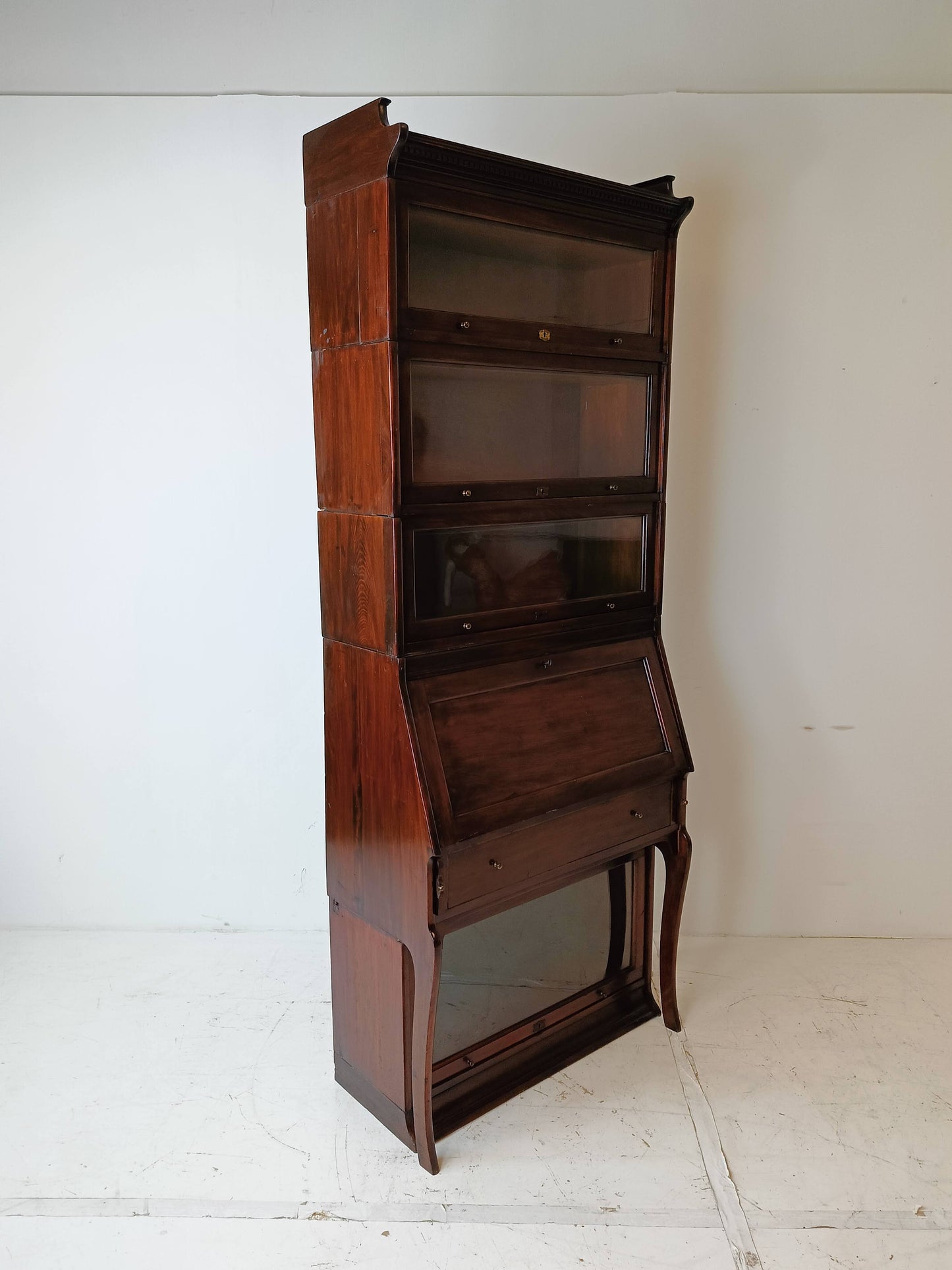 Globe Wernicke Style Bookcase/Display Cabinet With Secretary Table Maker Lubus