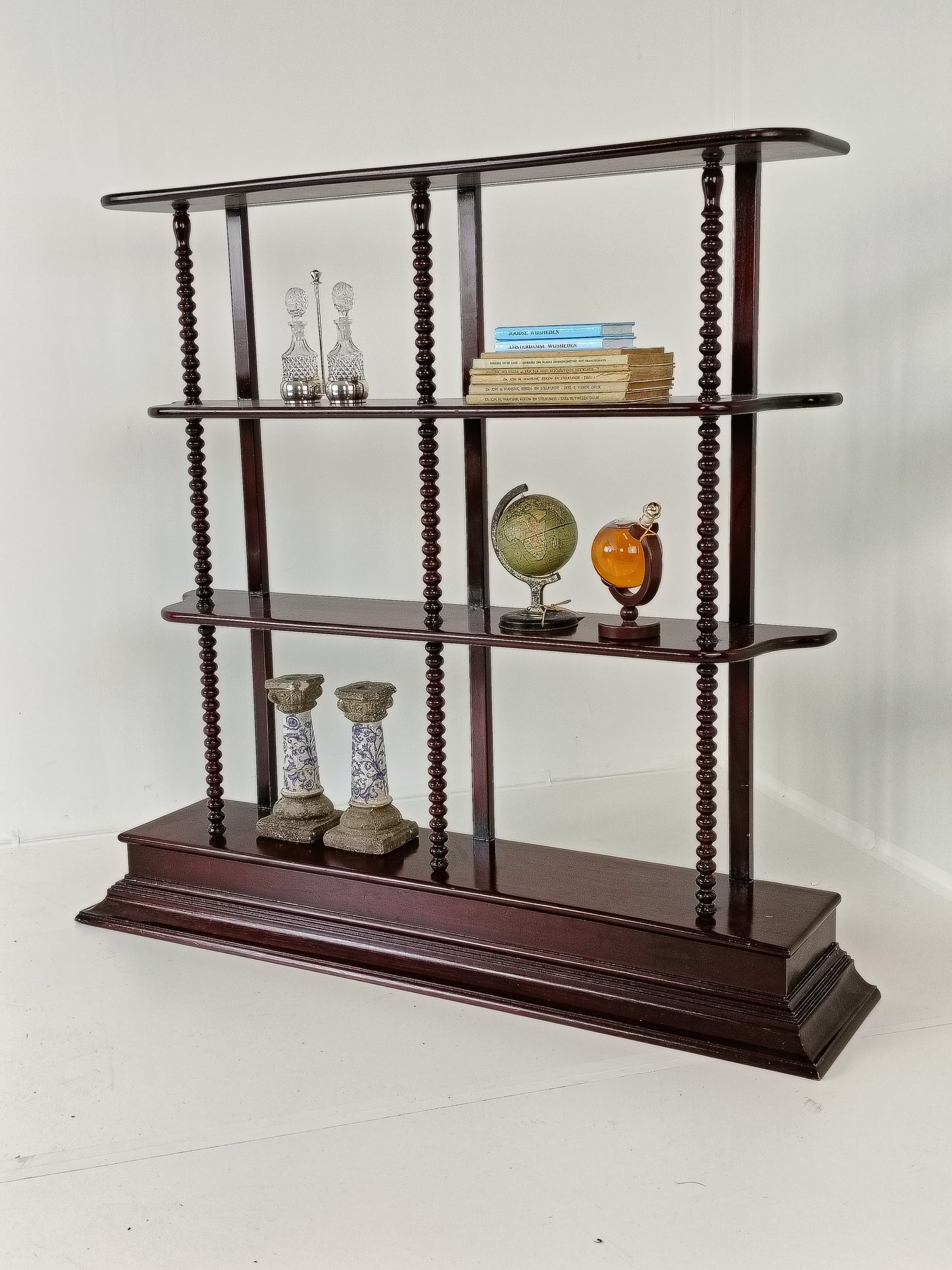 Charming Plate Rack/ Display Cabinet