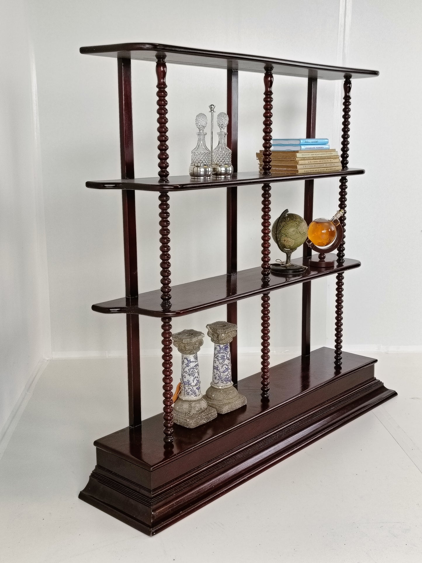 Charming Plate Rack/ Display Cabinet