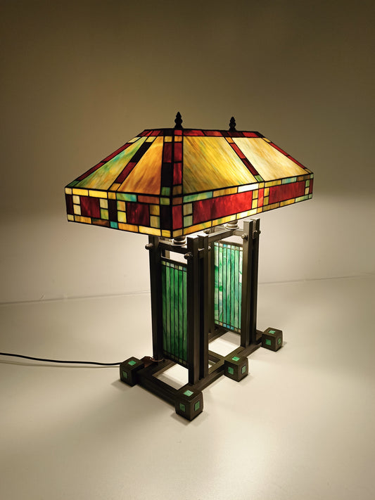 Art Deco Tiffany Glass Bronze Table Lamp