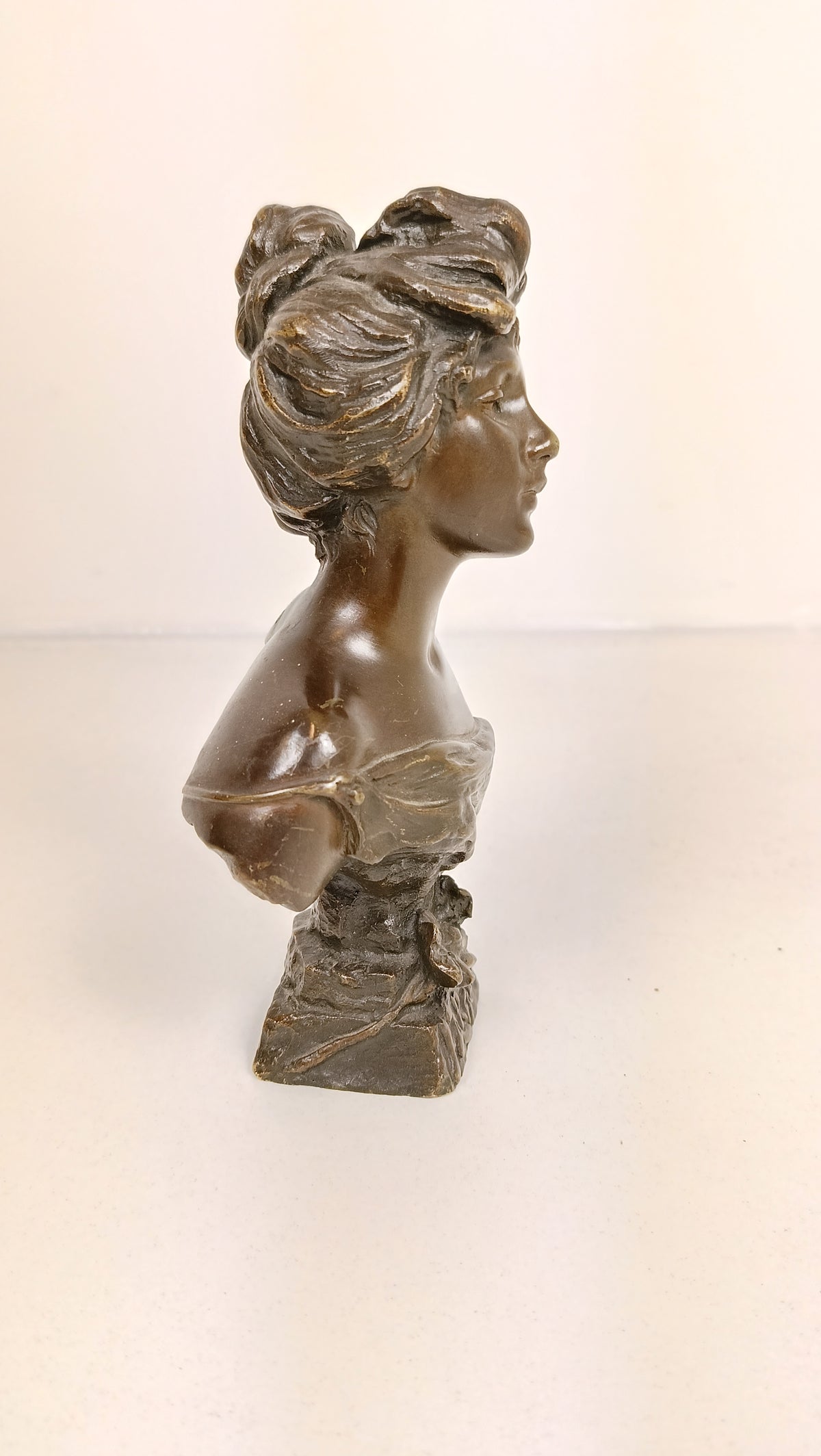 Exquisite Bronze Women Statue(s) Exquisite Bronze Women Statue(s)