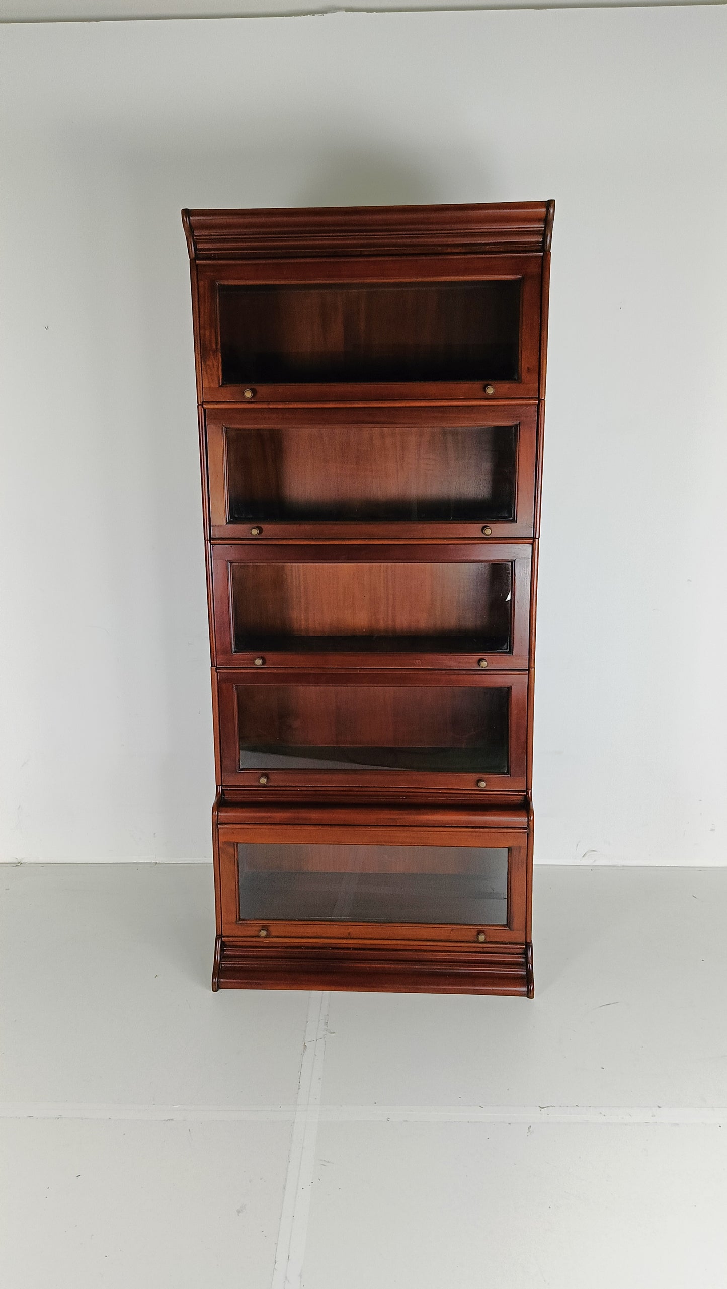 Globe Werner Style Book Cabinet (1)