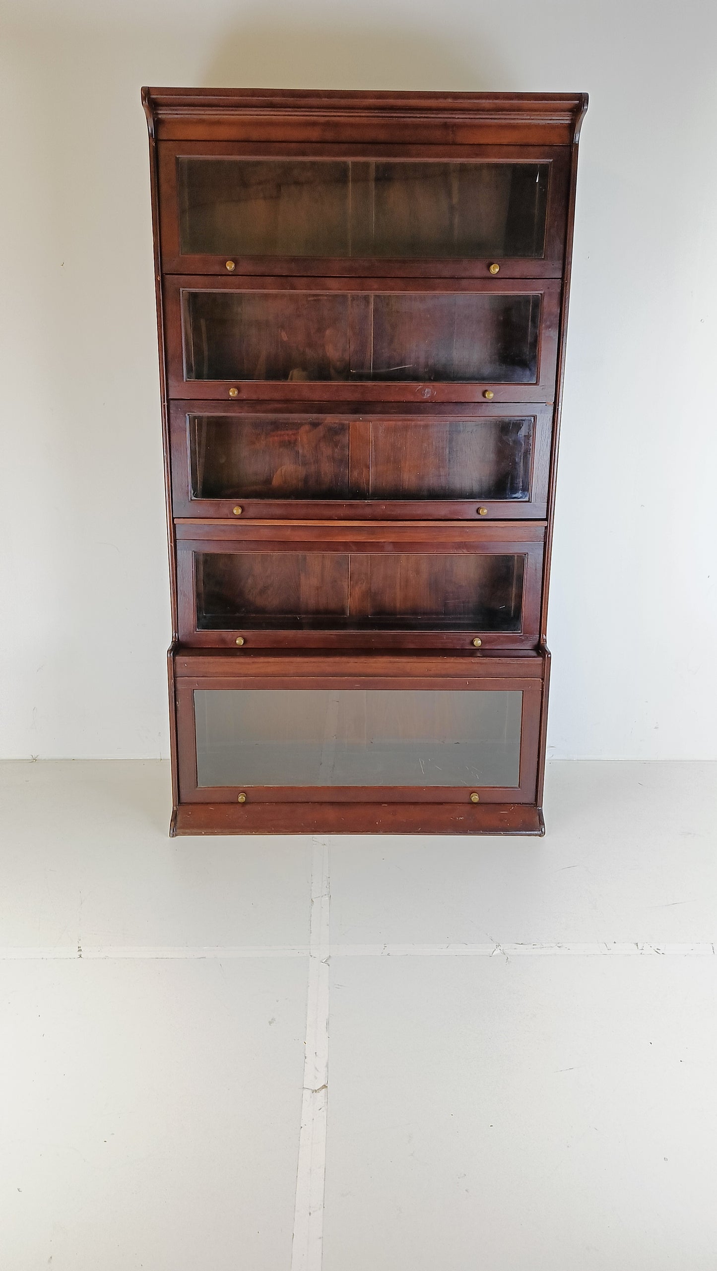 Globe Werner Style Book Cabinet Exceptional Width (3)