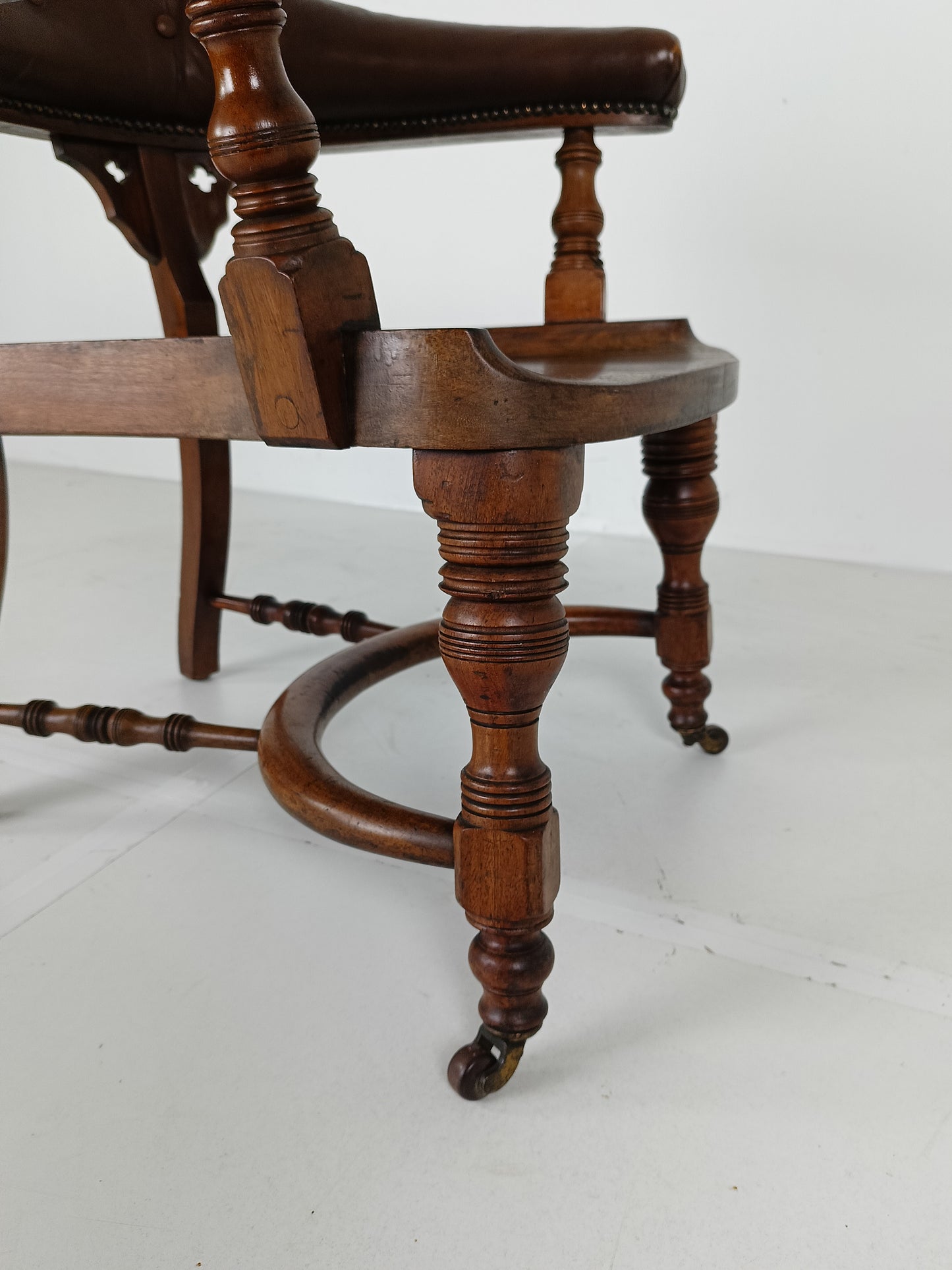 Victorian Mahogany Leather Desk Chair