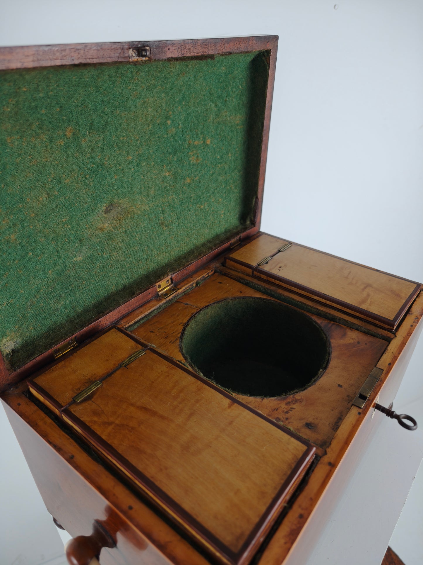 Antique English Rosewood Tea box, Early 19th Century