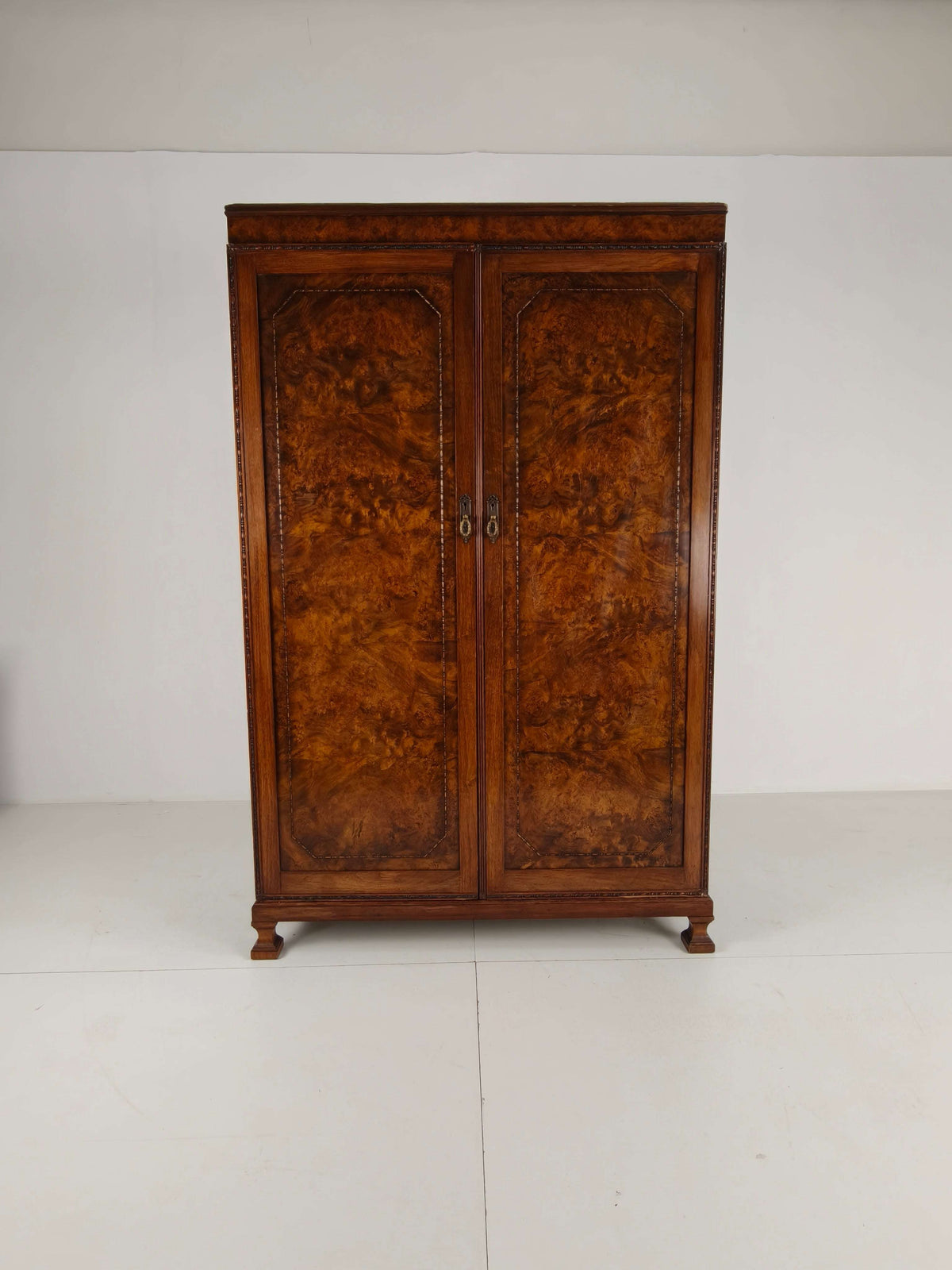 Stunning English Art Deco Burr Walnut Wardrobe by Waring & Gillow – c.1900–1932 Stunning English Art Deco Burr Walnut Wardrobe by Waring & Gillow – c.1900–1932