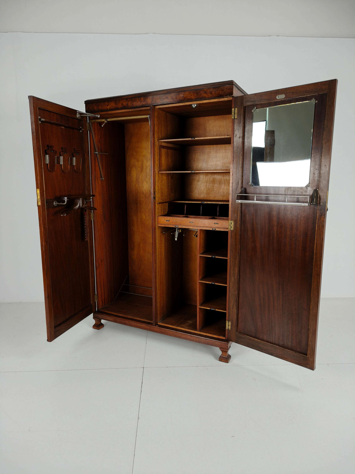 Stunning English Art Deco Burr Walnut Wardrobe by Waring & Gillow – c.1900–1932 Stunning English Art Deco Burr Walnut Wardrobe by Waring & Gillow – c.1900–1932