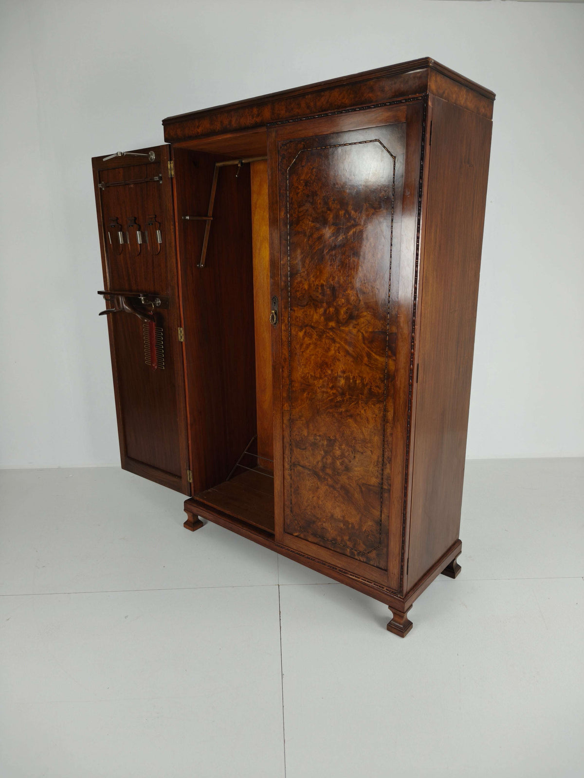 Stunning English Art Deco Burr Walnut Wardrobe by Waring & Gillow – c.1900–1932 Stunning English Art Deco Burr Walnut Wardrobe by Waring & Gillow – c.1900–1932