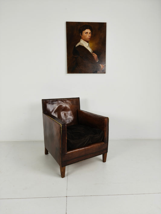 Beautiful Leather Club Chair – 1930s
