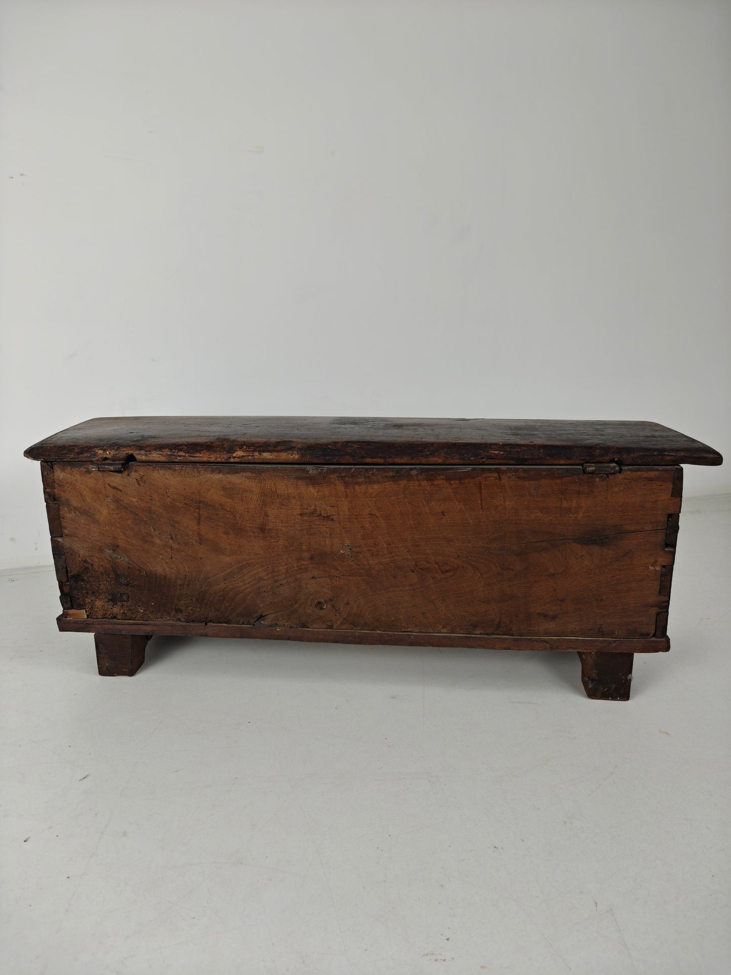 Gothic Spanish Chest – 16th late/17th early Century
