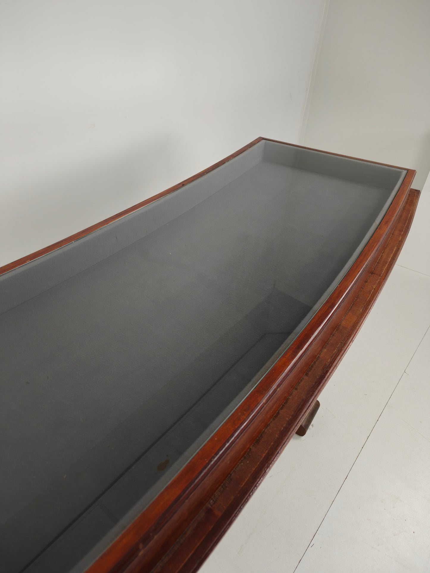 Oak Museum Display Cabinet (1940s–50s) – Horizontal Curved Model
