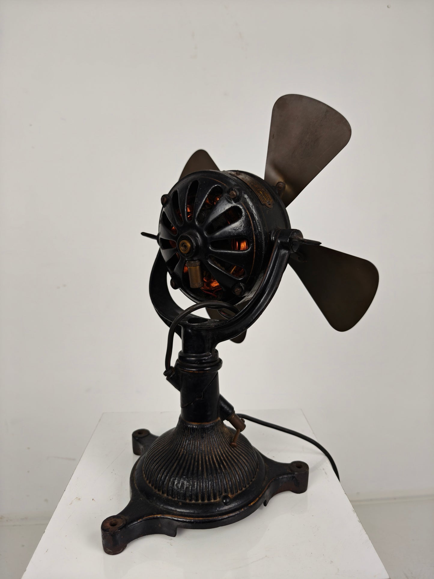 Rare Antique Cast Iron Bergmann Berlin Fan – ca. 1910 – Fully Working